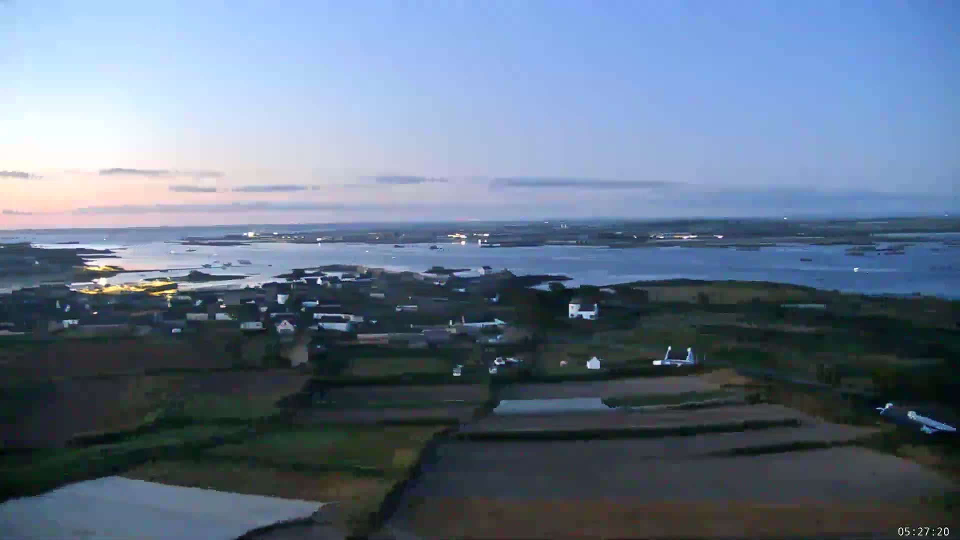 Ile de Batz Island & French Mainland Skyline View Live Cam - Morlaix, Finistère, Bretagne, France