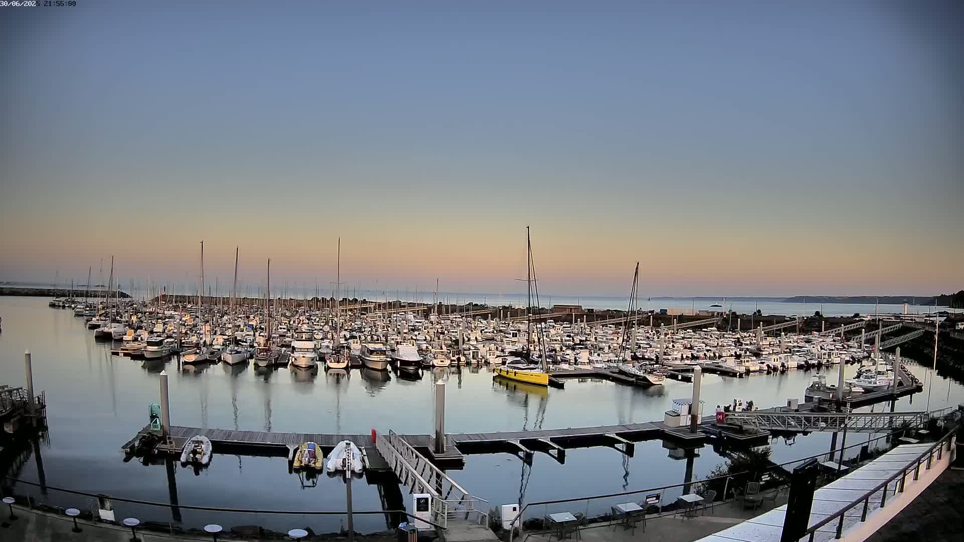 Saint-Quay-Portrieux Port & Marine Live Cam - Saint-Breiuc, Cotes-d'Armor, Bretagne, France