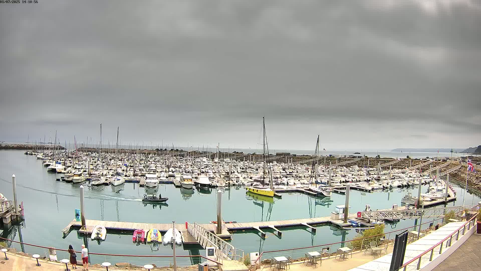 Saint-Quay-Portrieux Port & Marine Live Cam - Saint-Breiuc, Cotes-d'Armor, Bretagne, France