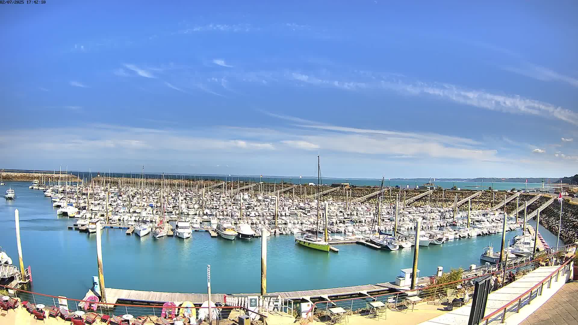 Saint-Quay-Portrieux Port & Marine Live Cam - Saint-Breiuc, Cotes-d'Armor, Bretagne, France