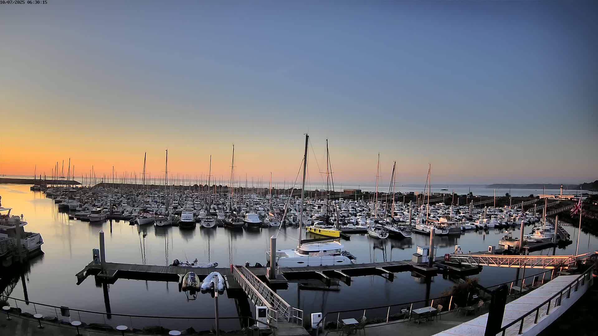 Saint-Quay-Portrieux Port & Marine Live Cam - Saint-Breiuc, Cotes-d'Armor, Bretagne, France