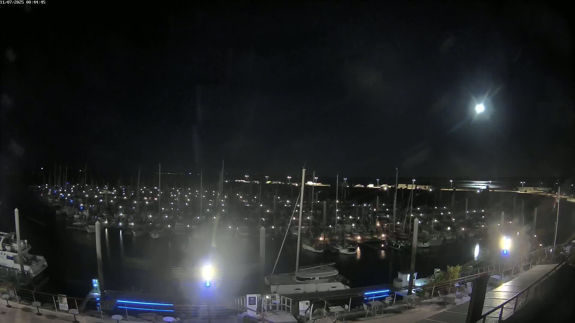 Saint-Quay-Portrieux Port & Marine Live Cam - Saint-Breiuc, Cotes-d'Armor, Bretagne, France