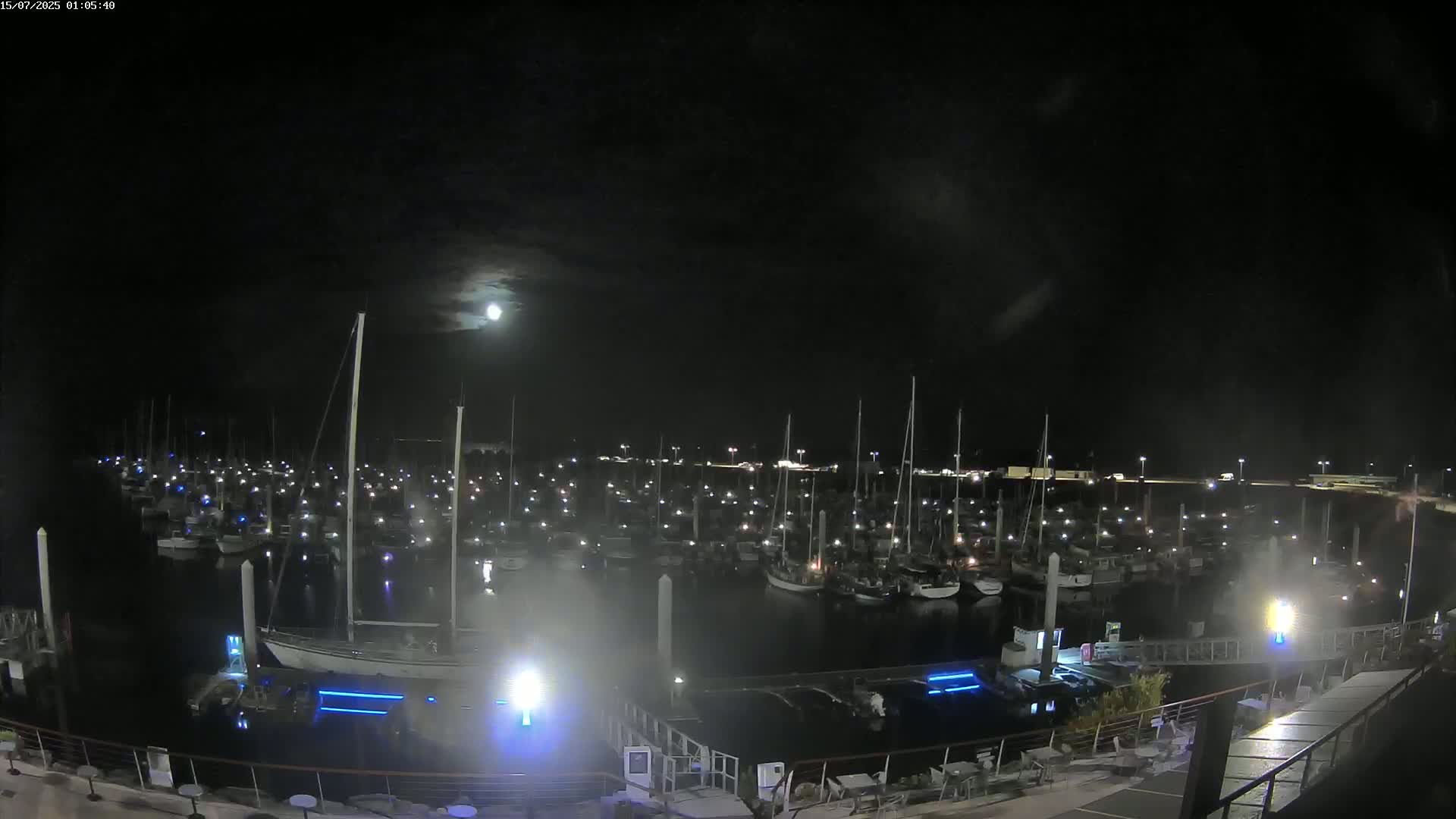 Saint-Quay-Portrieux Port & Marine Live Cam - Saint-Breiuc, Cotes-d'Armor, Bretagne, France