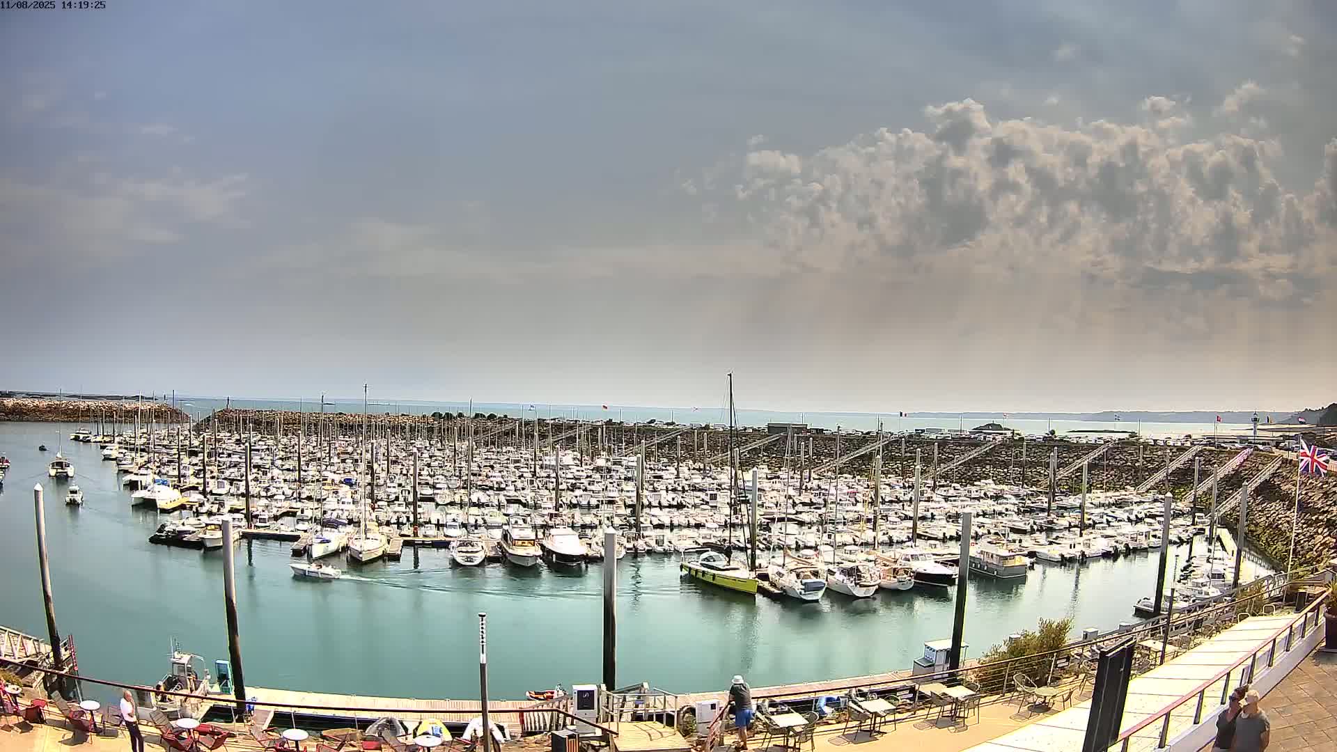 Saint-Quay-Portrieux Port & Marine Live Cam - Saint-Breiuc, Cotes-d'Armor, Bretagne, France