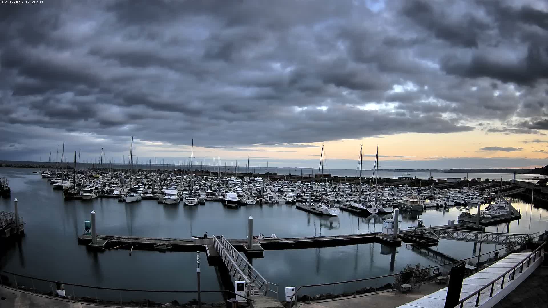 Saint-Quay-Portrieux Port & Marine Live Cam - Saint-Breiuc, Cotes-d'Armor, Bretagne, France