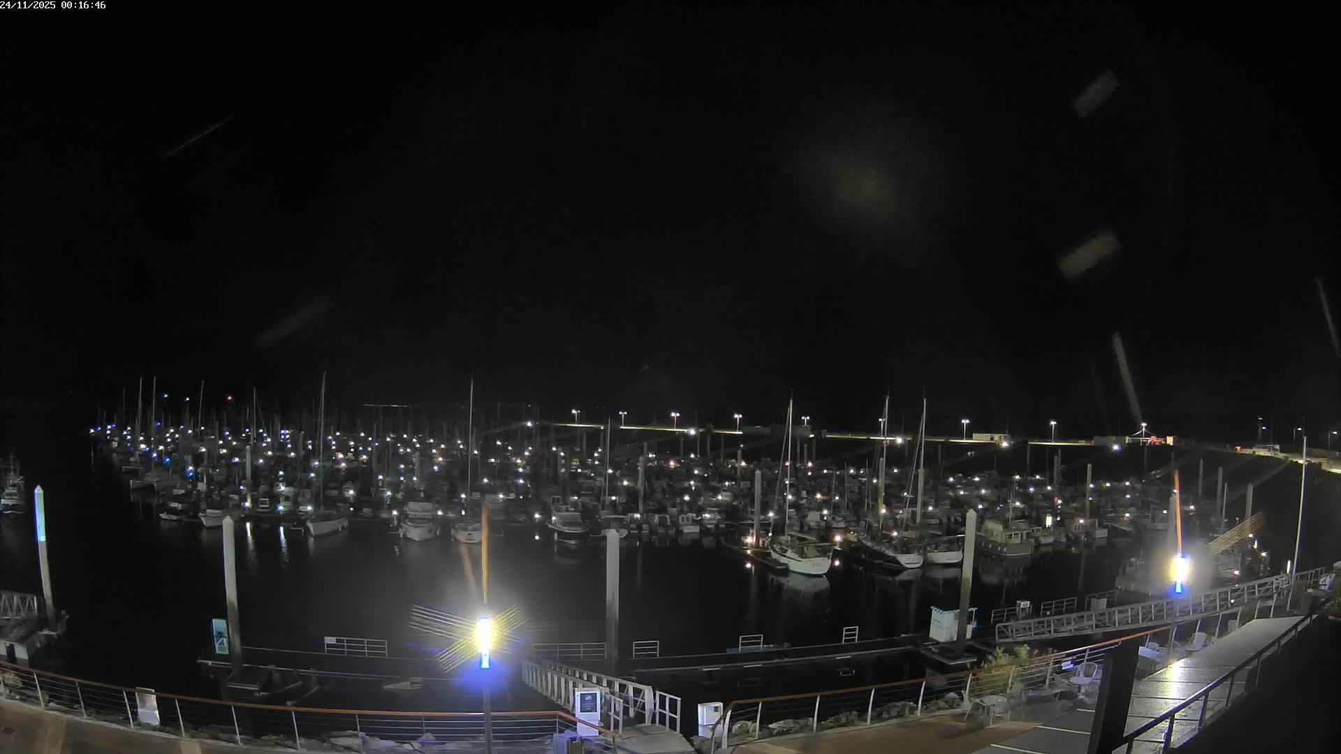 Saint-Quay-Portrieux Port & Marine Live Cam - Saint-Breiuc, Cotes-d'Armor, Bretagne, France