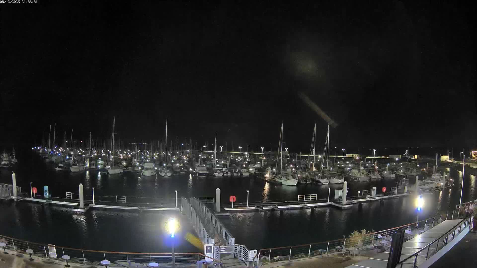 Saint-Quay-Portrieux Port & Marine Live Cam - Saint-Breiuc, Cotes-d'Armor, Bretagne, France