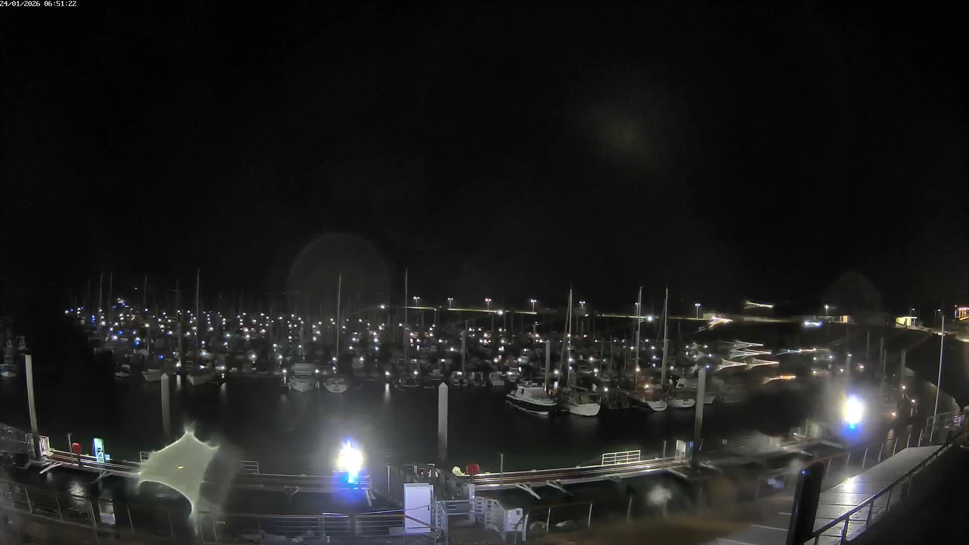 Saint-Quay-Portrieux Port & Marine Live Cam - Saint-Breiuc, Cotes-d'Armor, Bretagne, France
