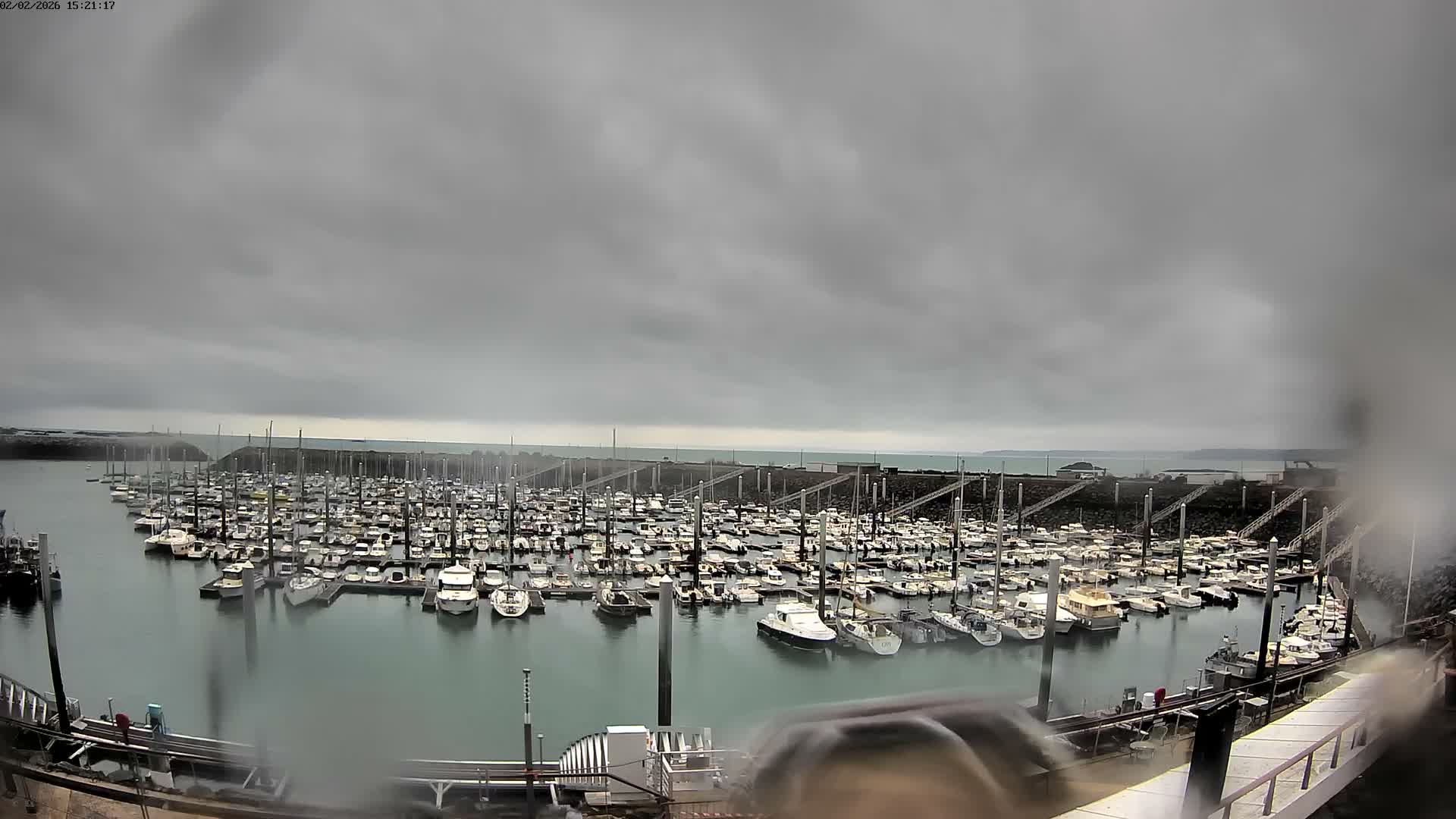 Saint-Quay-Portrieux Port & Marine Live Cam - Saint-Breiuc, Cotes-d'Armor, Bretagne, France