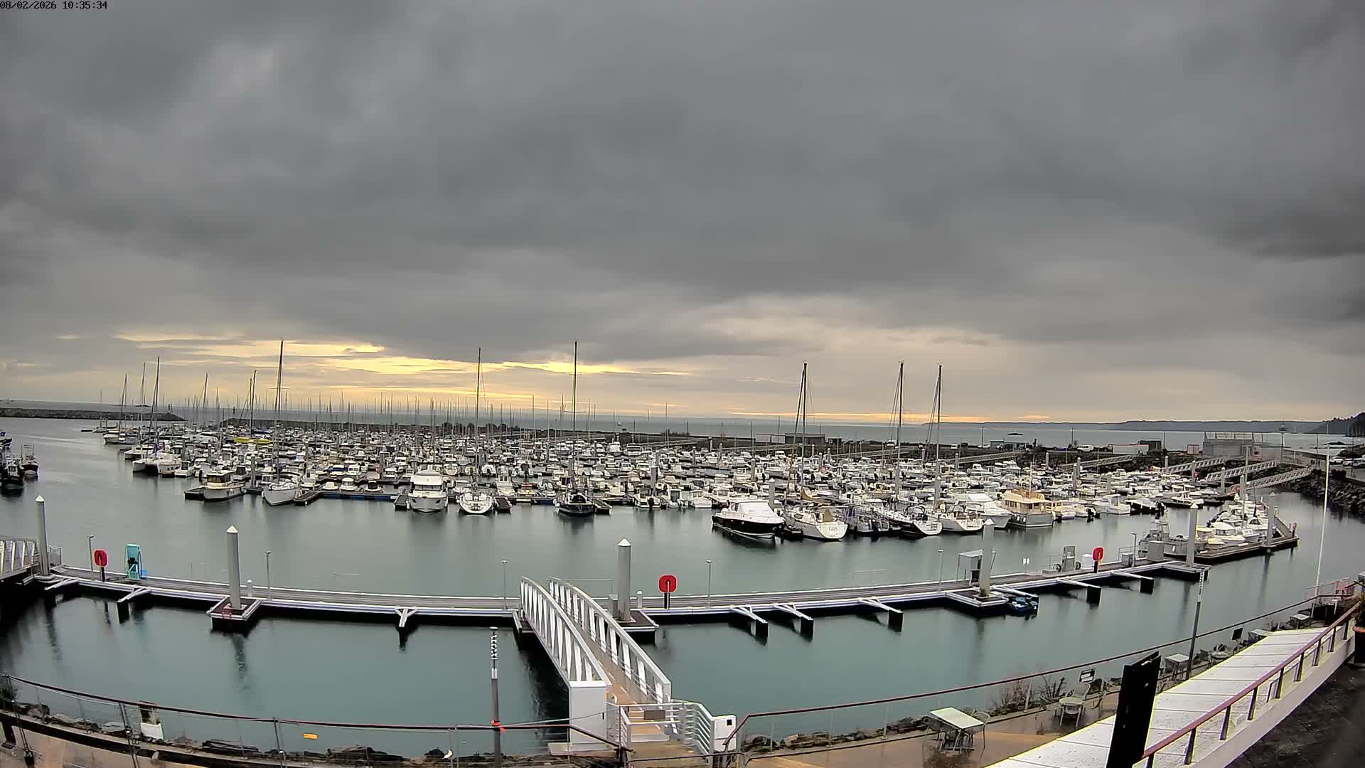 Saint-Quay-Portrieux Port & Marine Live Cam - Saint-Breiuc, Cotes-d'Armor, Bretagne, France