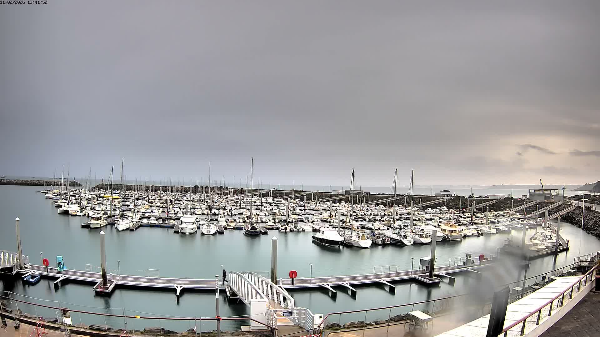 Saint-Quay-Portrieux Port & Marine Live Cam - Saint-Breiuc, Cotes-d'Armor, Bretagne, France