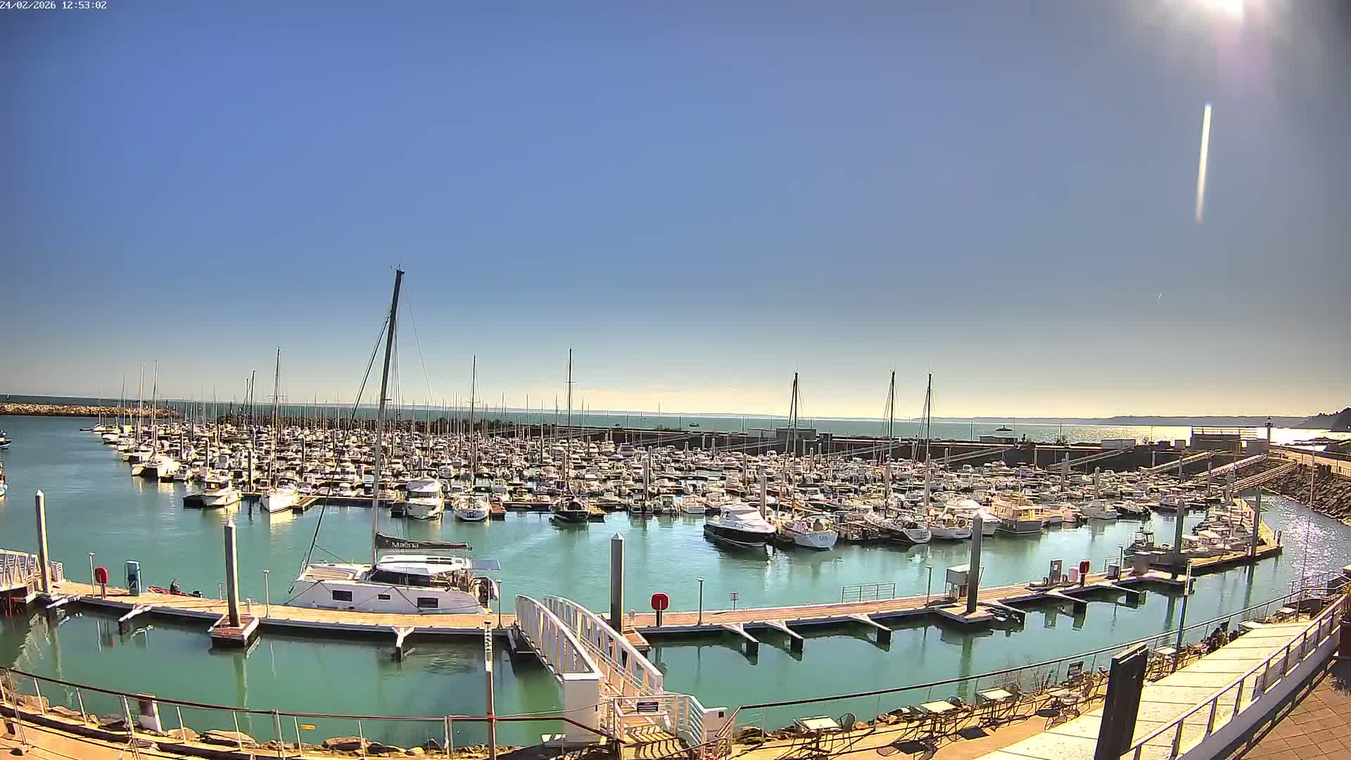 Saint-Quay-Portrieux Port & Marine Live Cam - Saint-Breiuc, Cotes-d'Armor, Bretagne, France