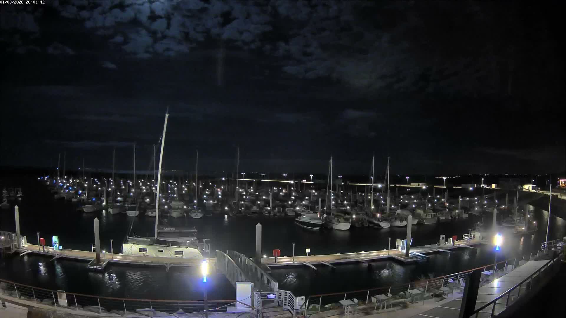 Saint-Quay-Portrieux Port & Marine Live Cam - Saint-Breiuc, Cotes-d'Armor, Bretagne, France