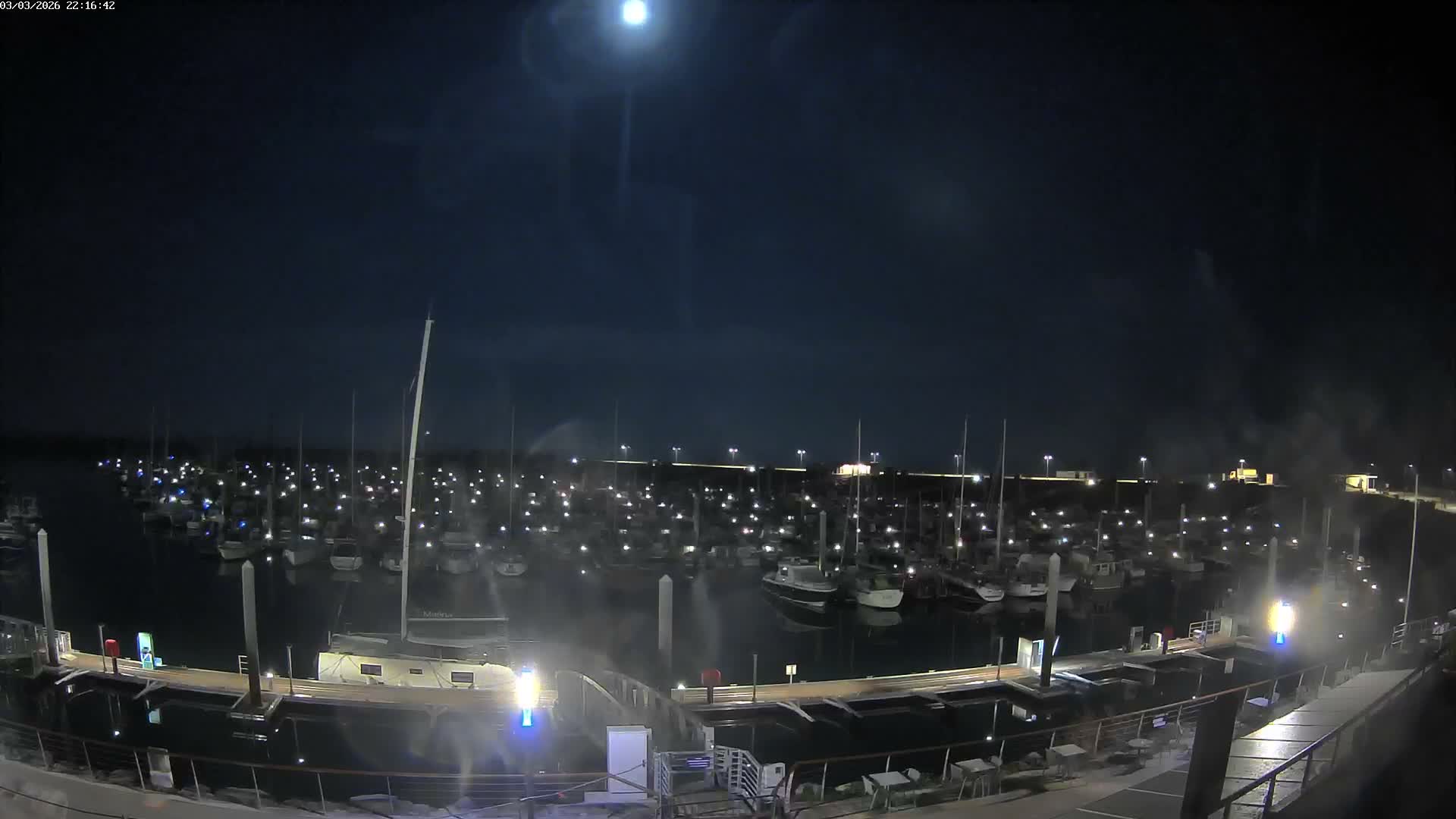 Saint-Quay-Portrieux Port & Marine Live Cam - Saint-Breiuc, Cotes-d'Armor, Bretagne, France