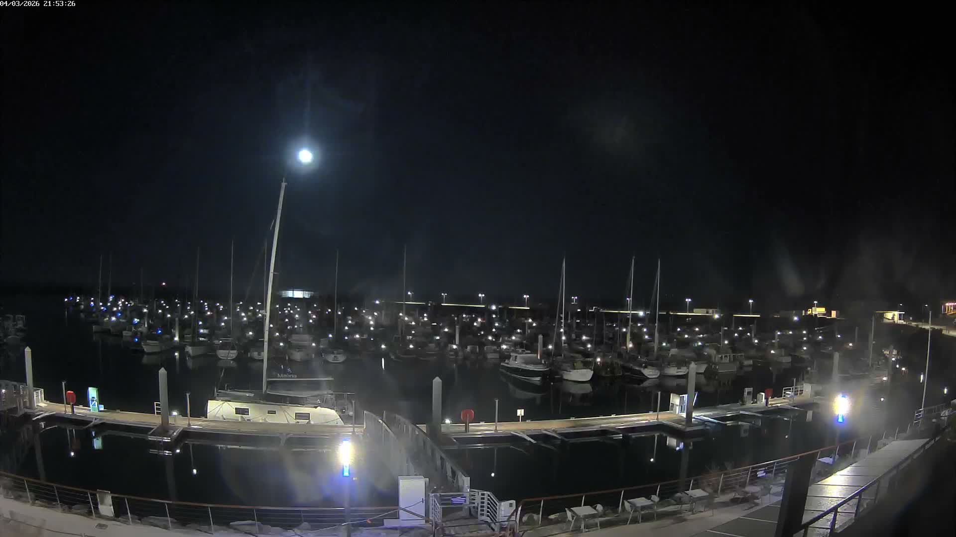Saint-Quay-Portrieux Port & Marine Live Cam - Saint-Breiuc, Cotes-d'Armor, Bretagne, France