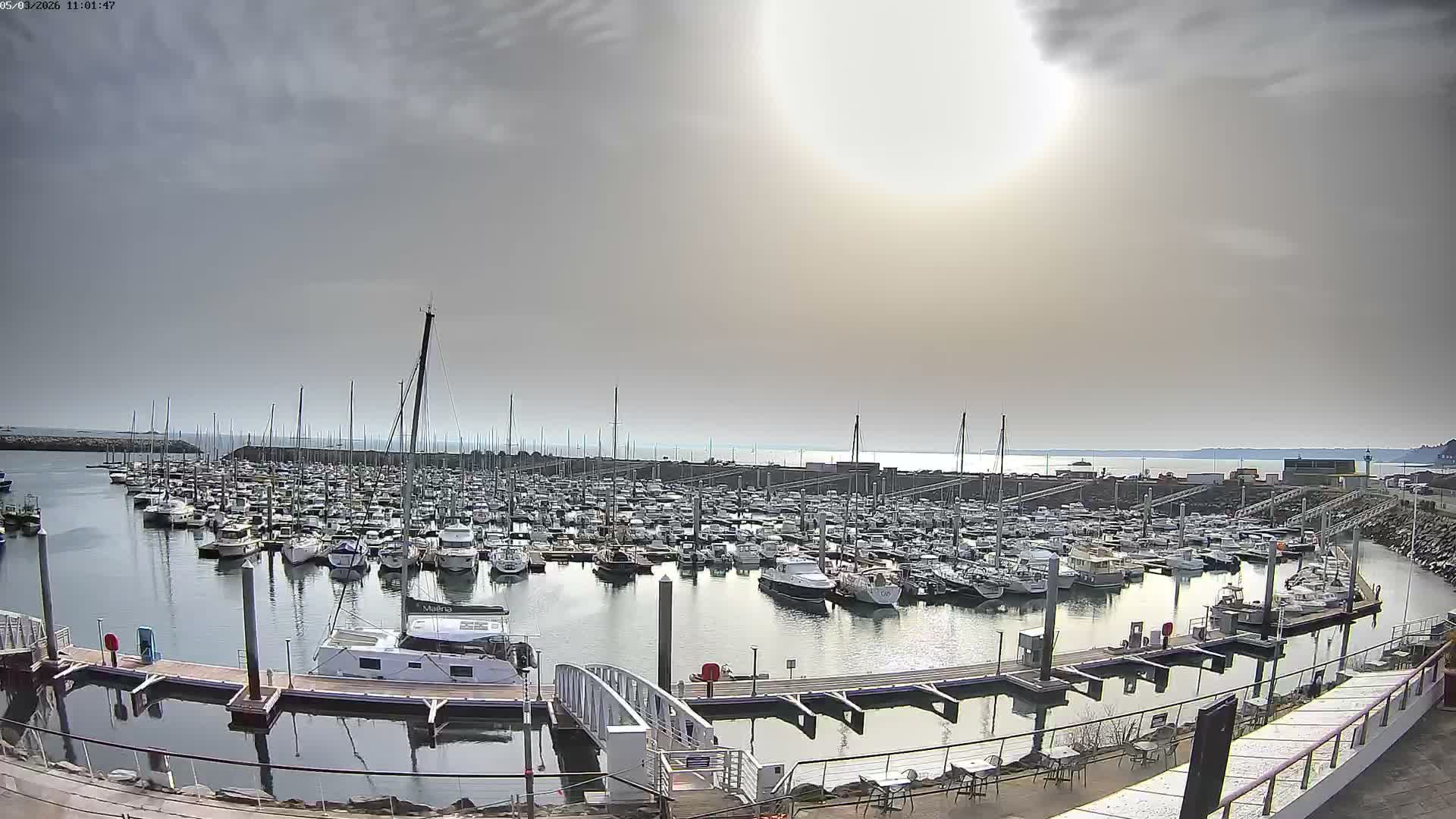 Saint-Quay-Portrieux Port & Marine Live Cam - Saint-Breiuc, Cotes-d'Armor, Bretagne, France