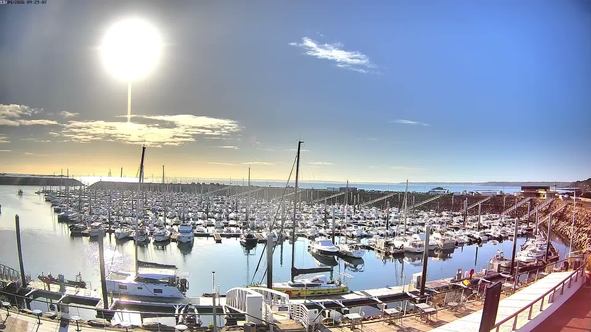 Saint-Quay-Portrieux Port & Marine Live Cam - Saint-Breiuc, Cotes-d'Armor, Bretagne, France