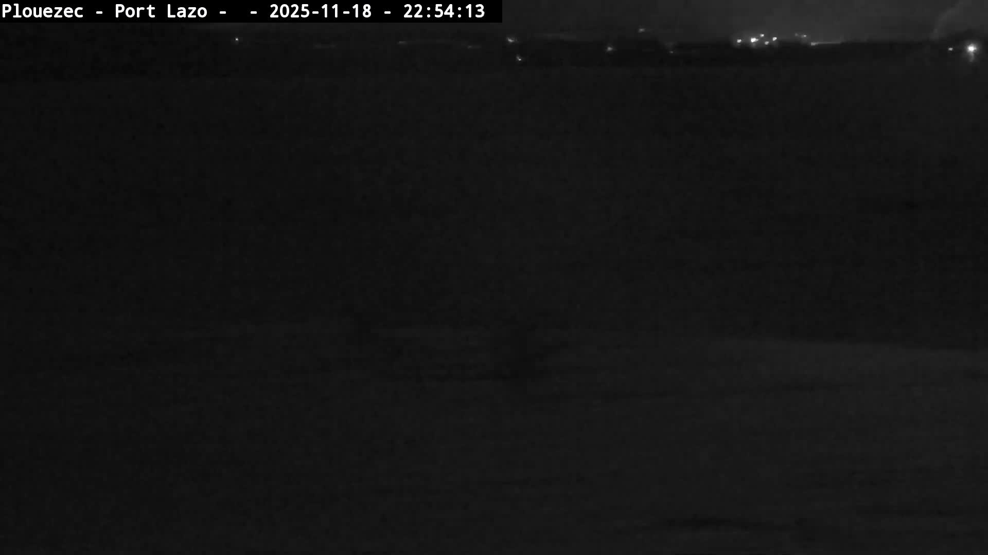 Plouezec Plage de Port Lazo Beach Live Cam - Guingamp, Côtes-d'Armor, Bretagne, France