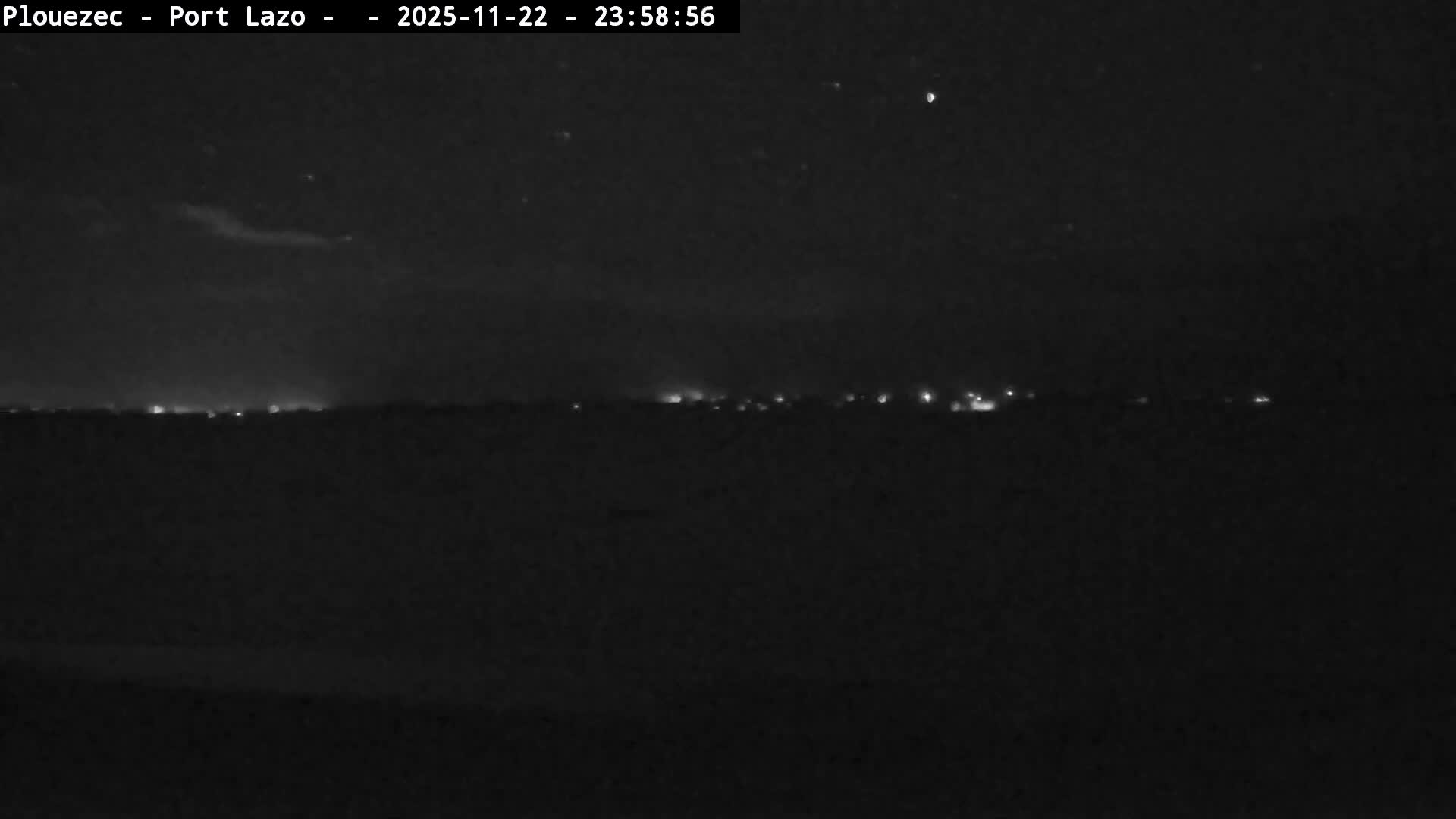 Plouezec Plage de Port Lazo Beach Live Cam - Guingamp, Côtes-d'Armor, Bretagne, France