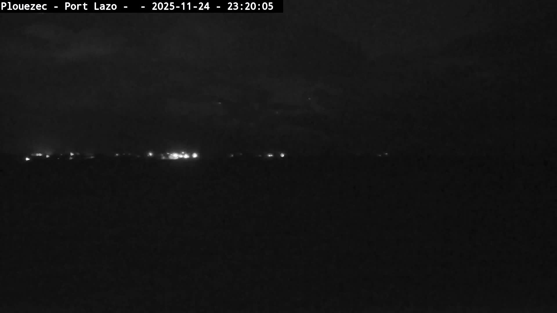 Plouezec Plage de Port Lazo Beach Live Cam - Guingamp, Côtes-d'Armor, Bretagne, France