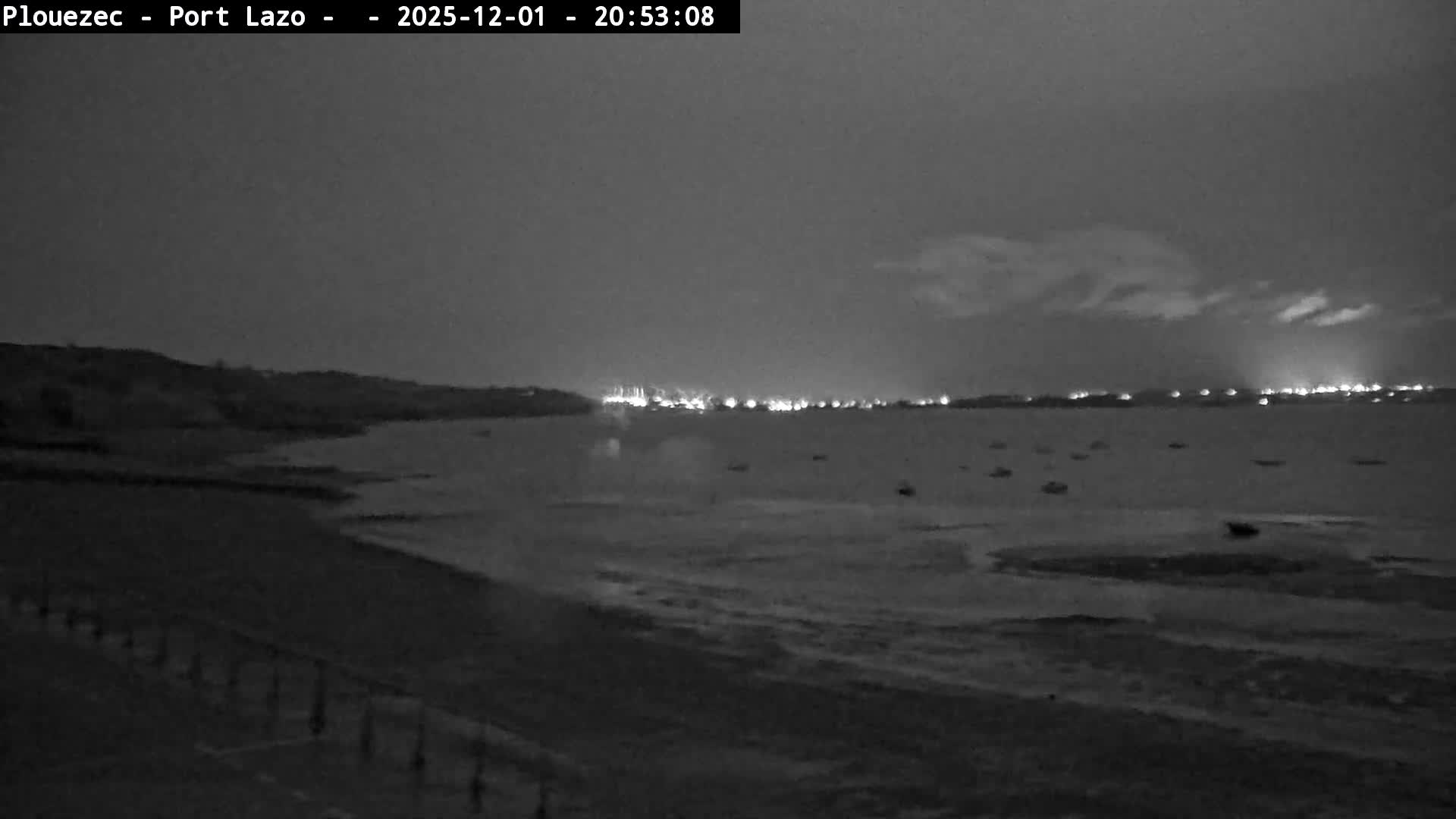Plouezec Plage de Port Lazo Beach Live Cam - Guingamp, Côtes-d'Armor, Bretagne, France