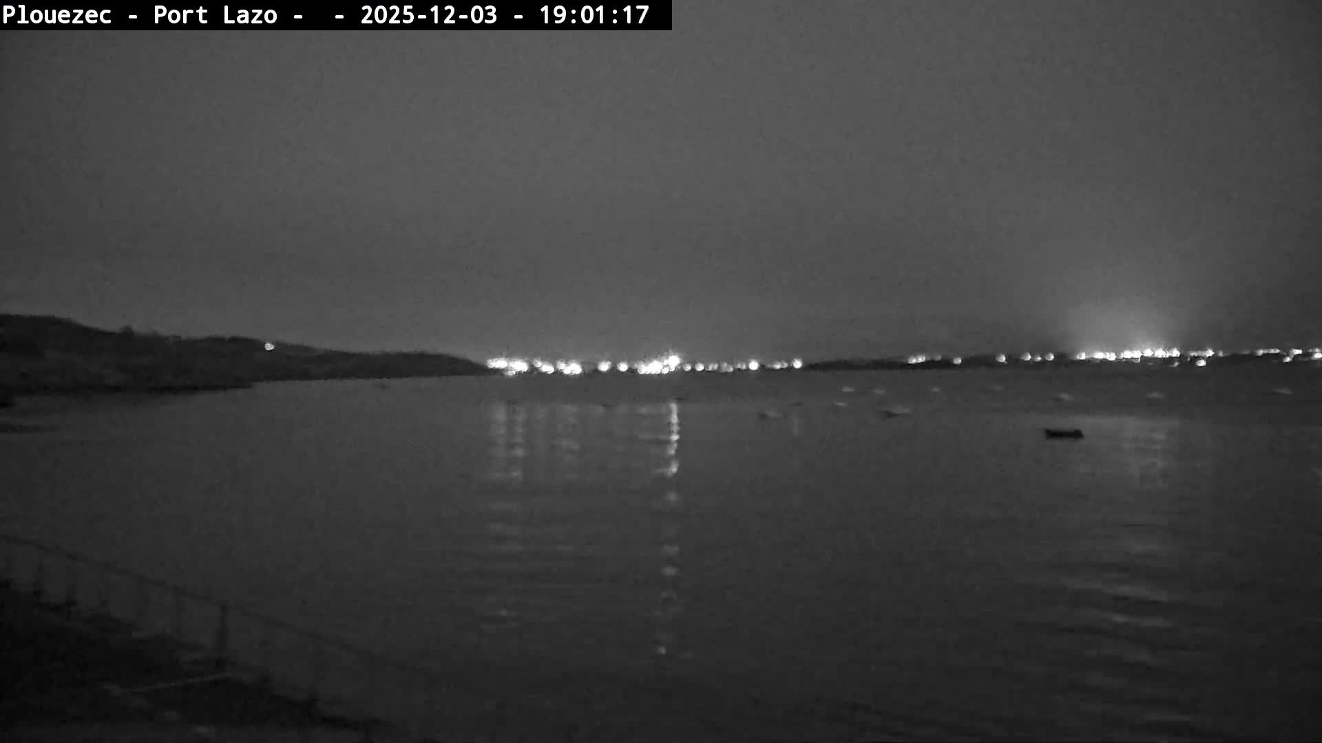 Plouezec Plage de Port Lazo Beach Live Cam - Guingamp, Côtes-d'Armor, Bretagne, France