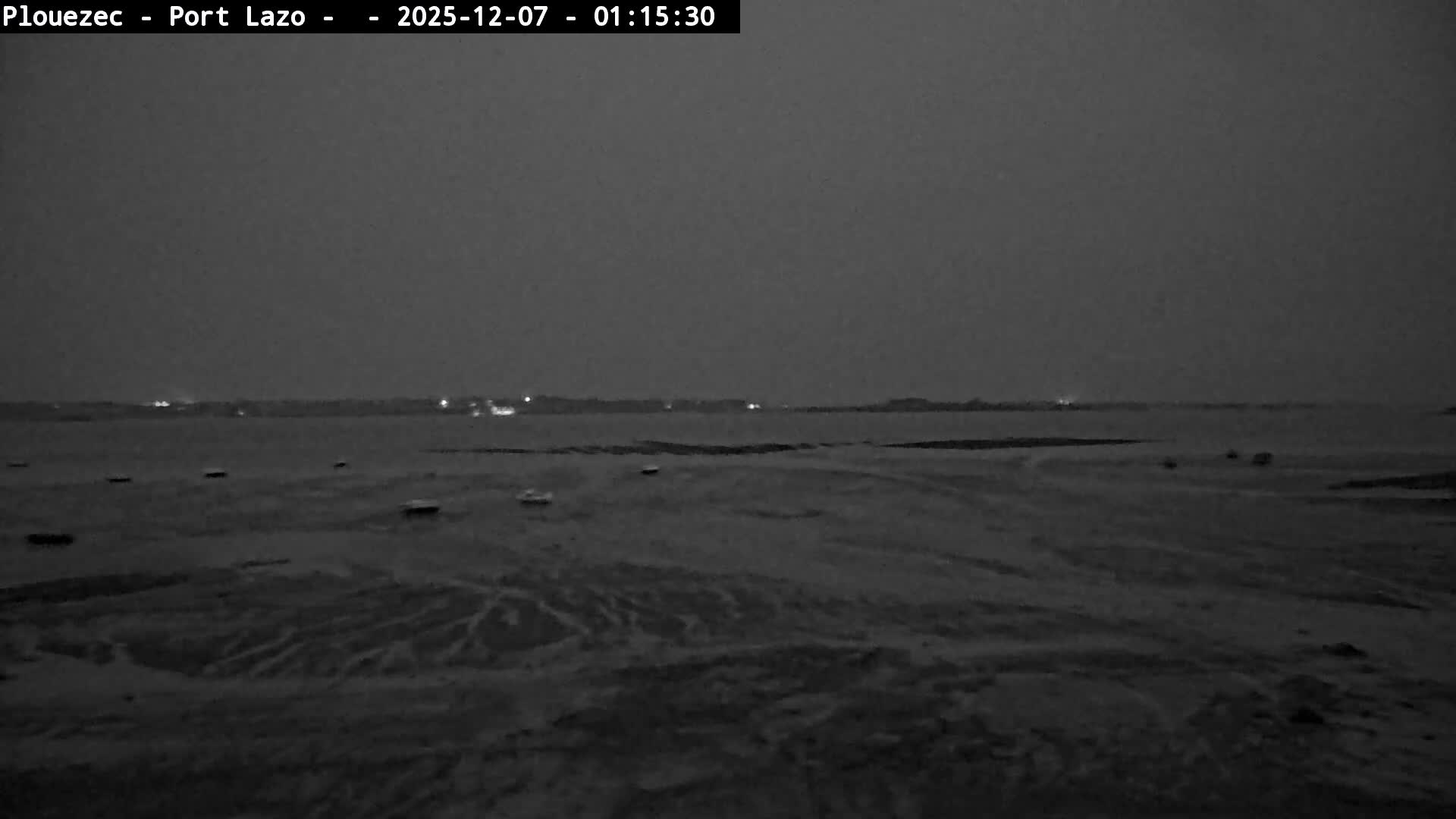 Plouezec Plage de Port Lazo Beach Live Cam - Guingamp, Côtes-d'Armor, Bretagne, France