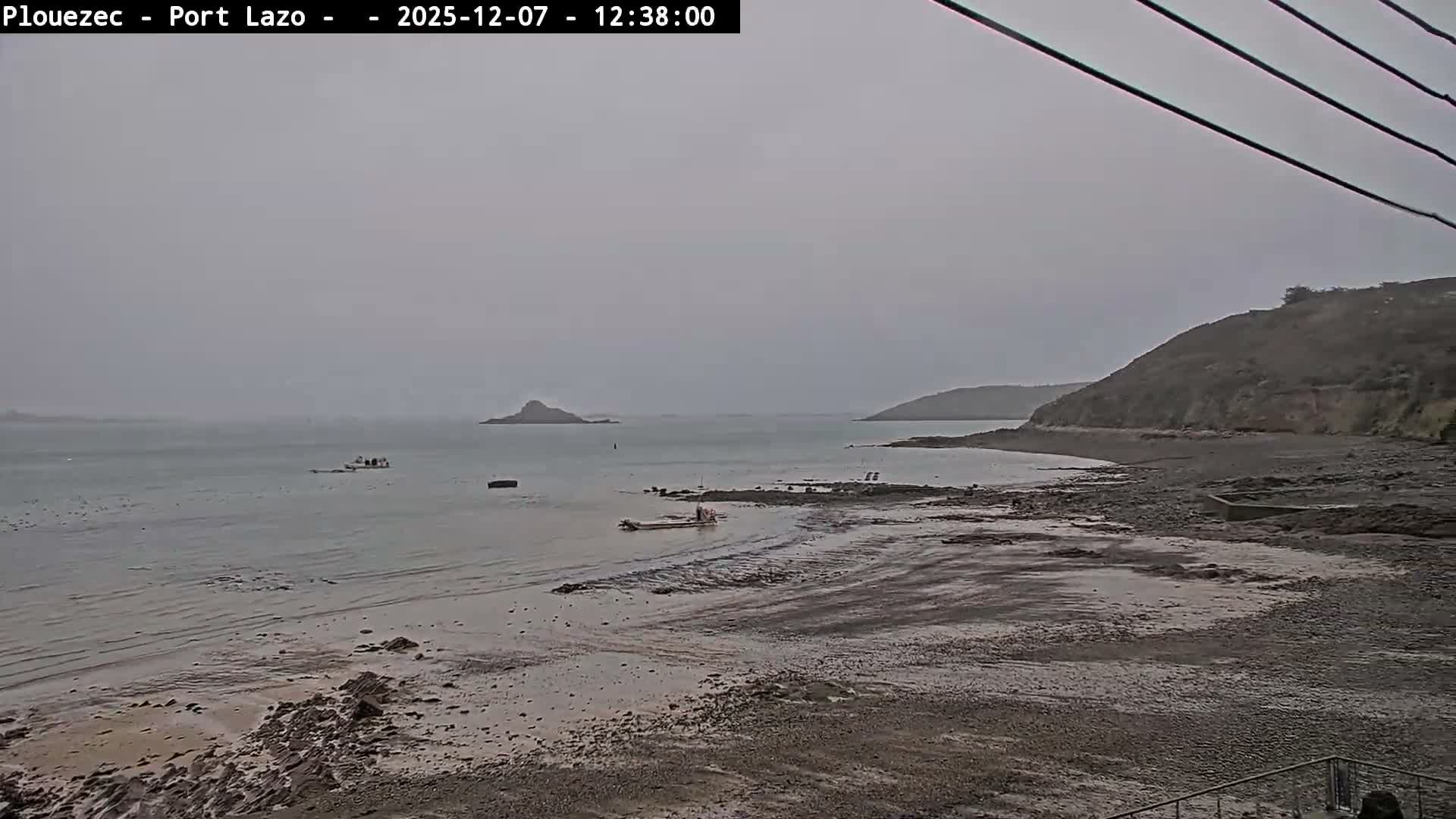 Plouezec Plage de Port Lazo Beach Live Cam - Guingamp, Côtes-d'Armor, Bretagne, France