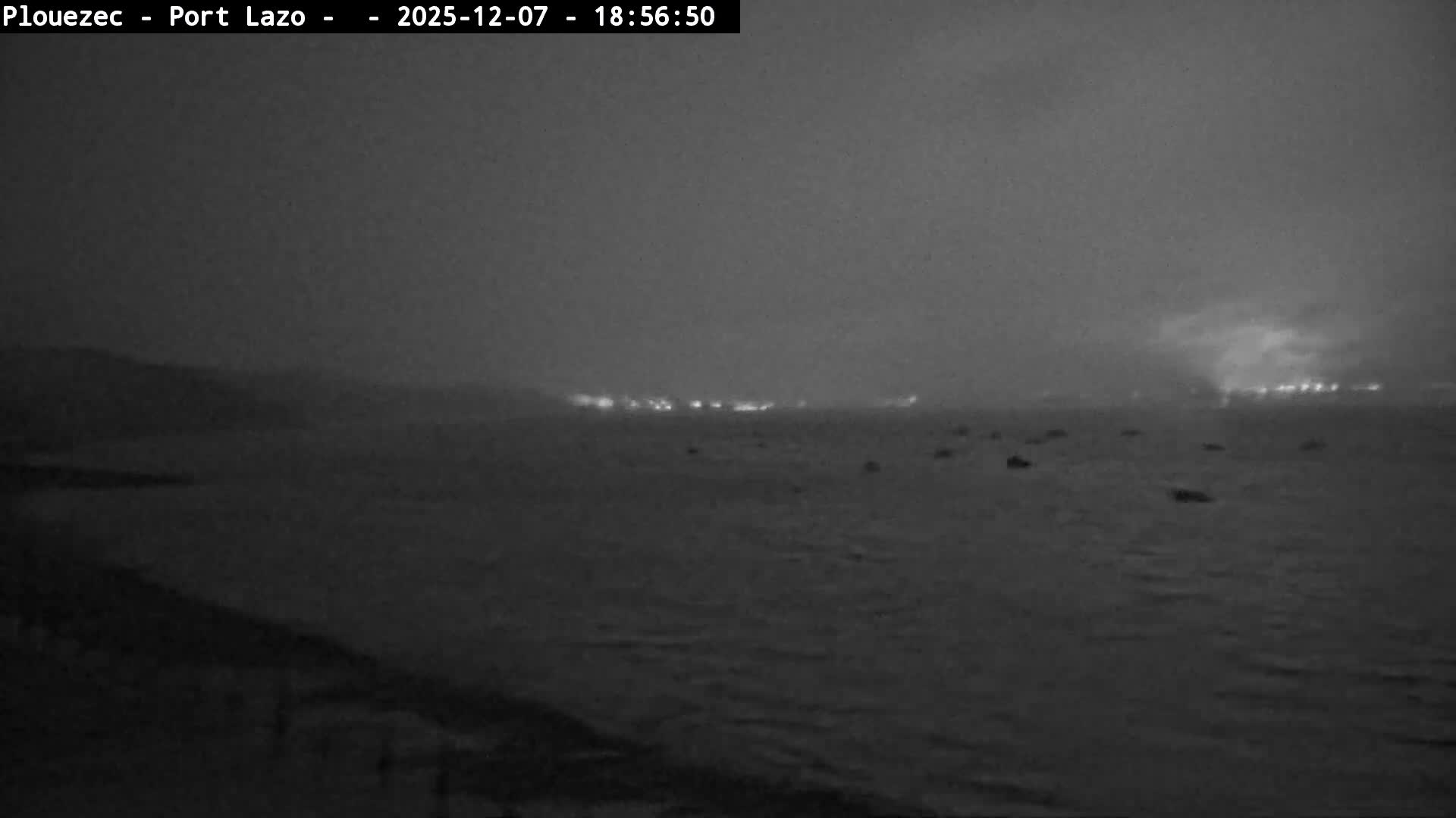 Plouezec Plage de Port Lazo Beach Live Cam - Guingamp, Côtes-d'Armor, Bretagne, France