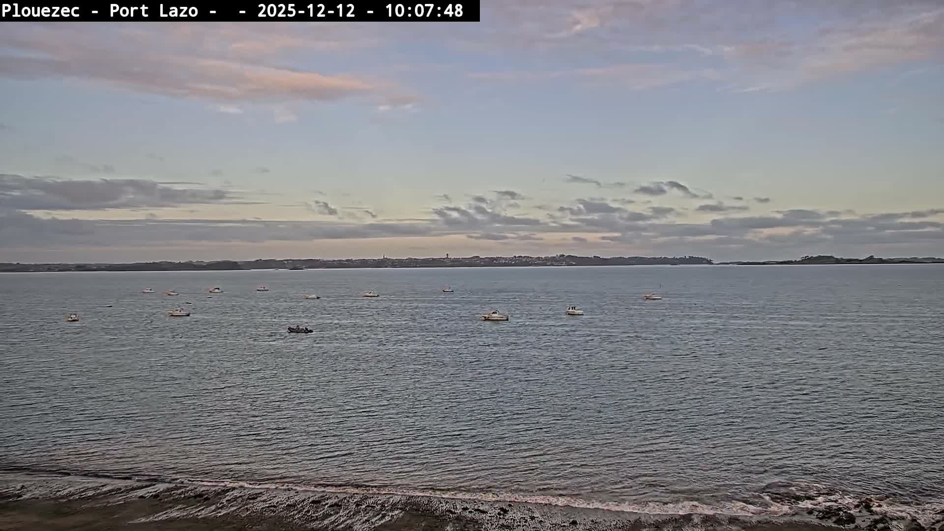 Plouezec Plage de Port Lazo Beach Live Cam - Guingamp, Côtes-d'Armor, Bretagne, France