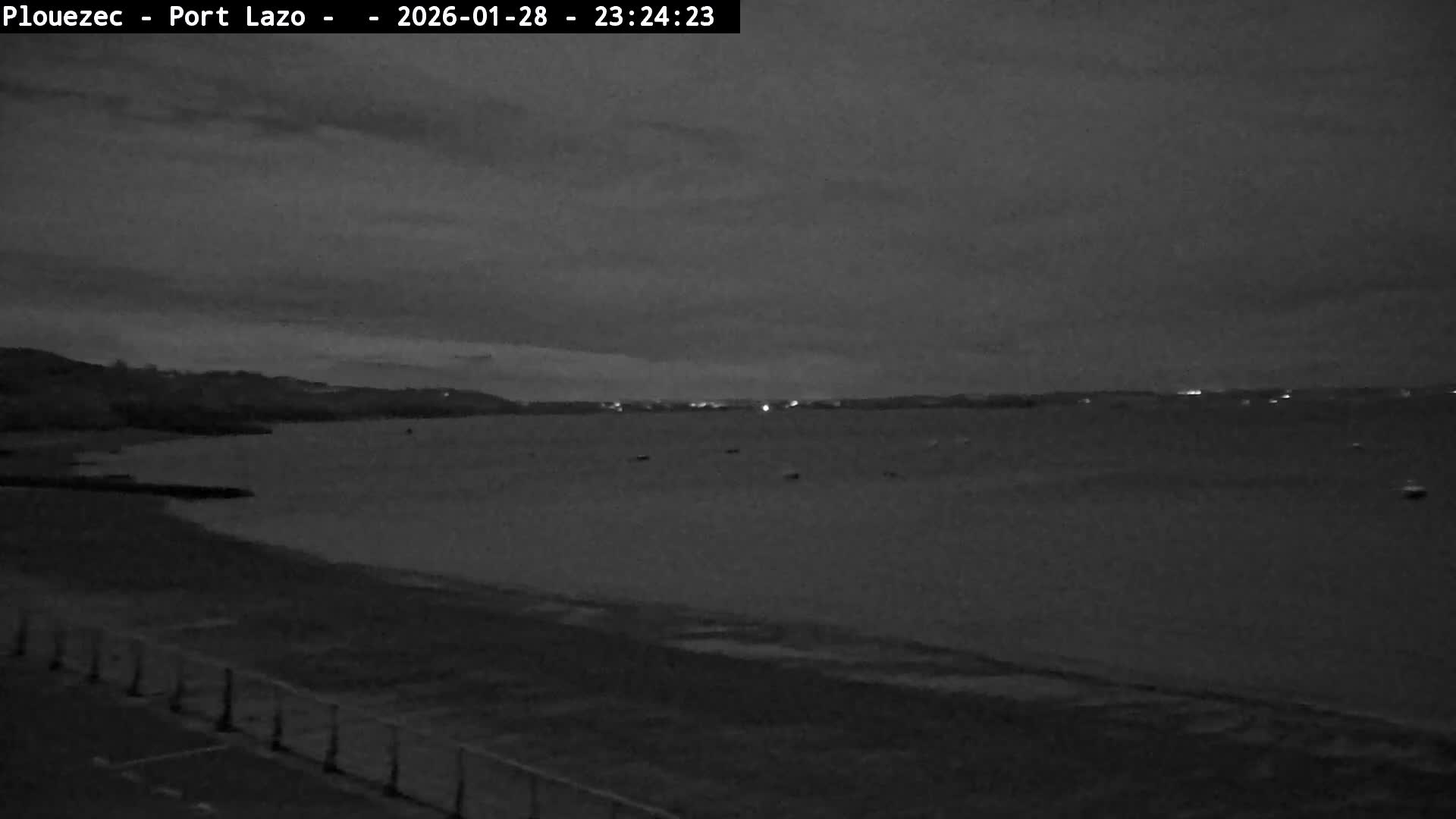 Plouezec Plage de Port Lazo Beach Live Cam - Guingamp, Côtes-d'Armor, Bretagne, France