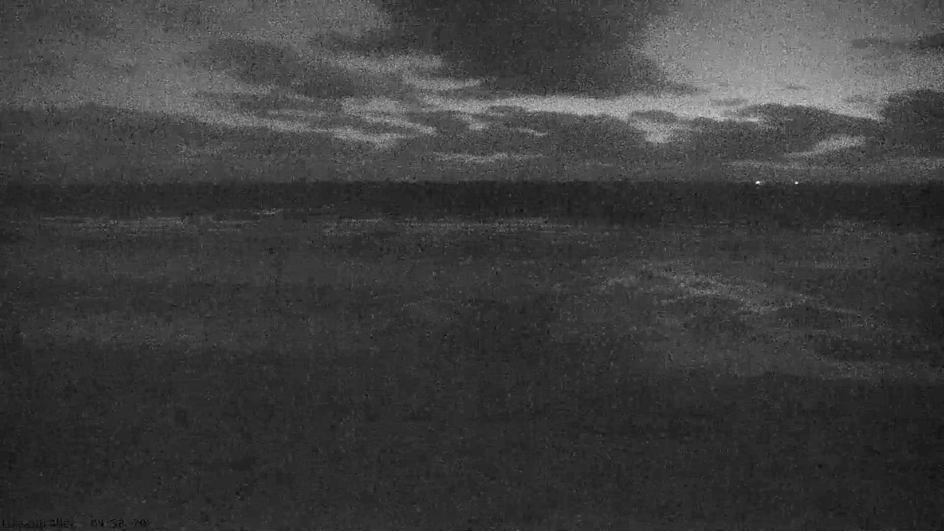 Plage de Luc-sur-Mer Beach Live Cam - Caen, Calvados, Normandie, France
