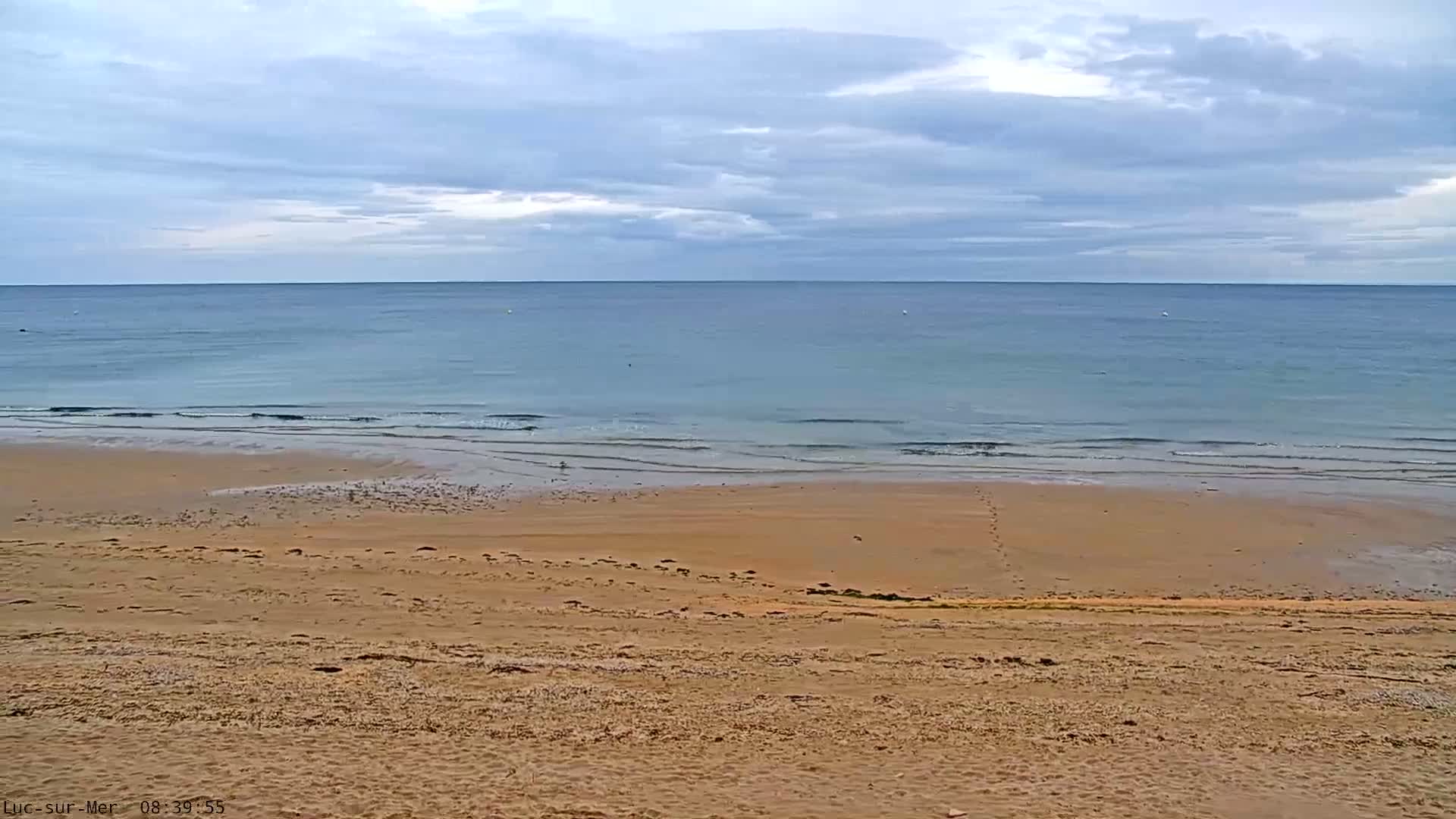 Plage de Luc-sur-Mer Beach Live Cam - Caen, Calvados, Normandie, France