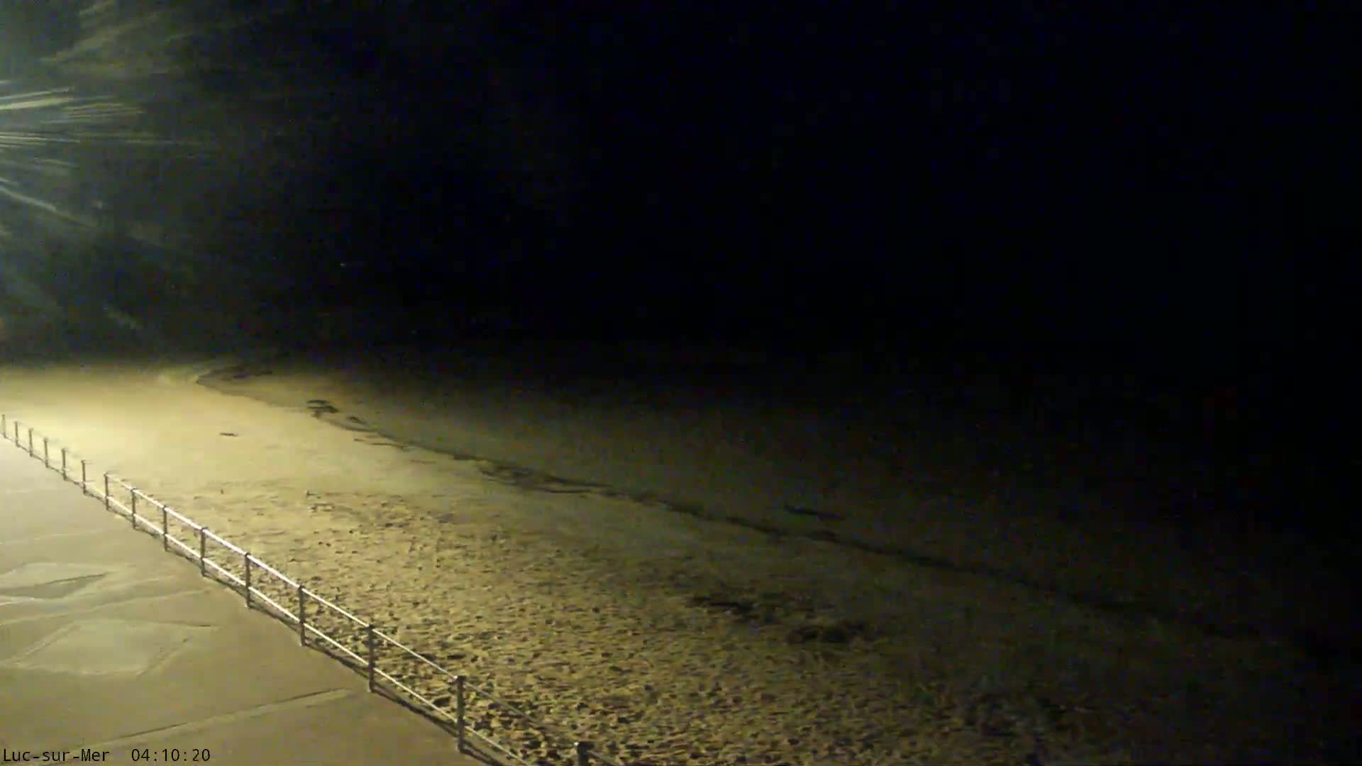 Plage de Luc-sur-Mer Beach Live Cam - Caen, Calvados, Normandie, France