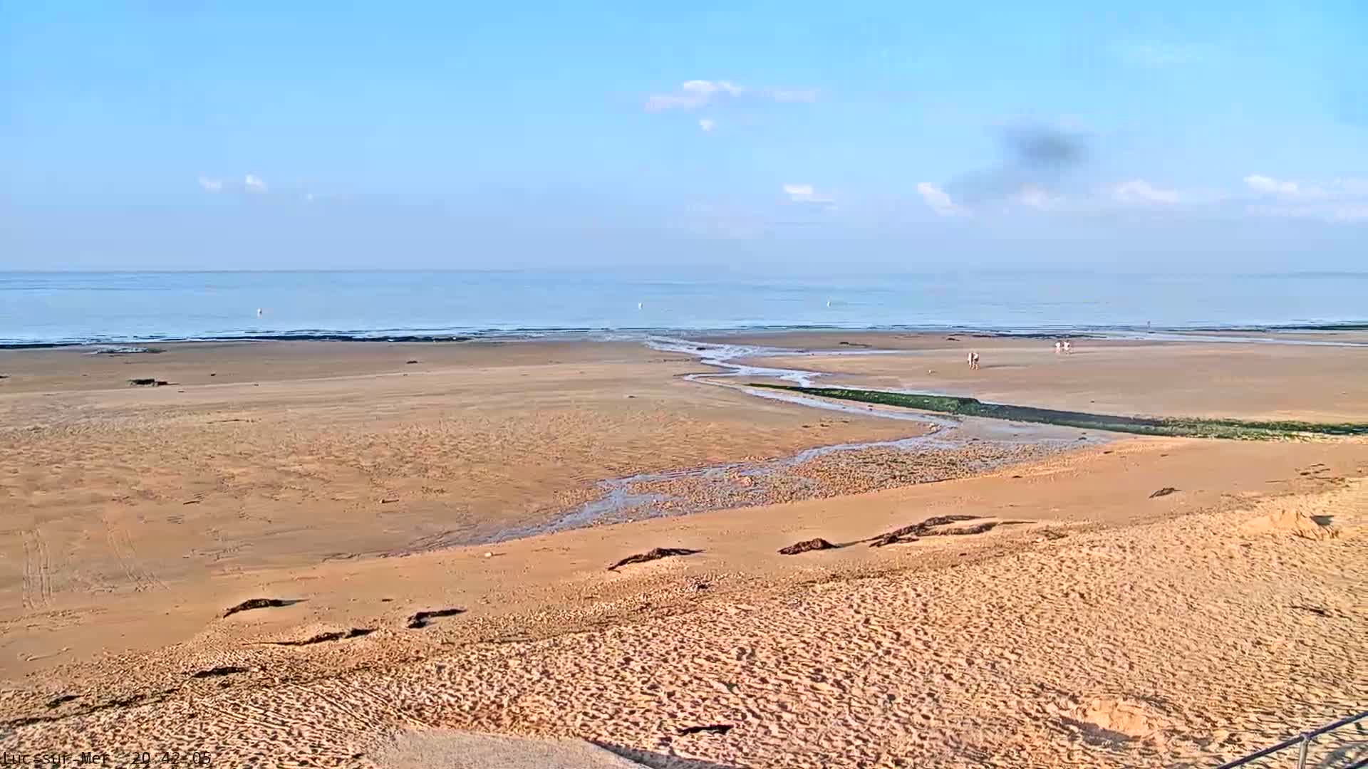 Plage de Luc-sur-Mer Beach Live Cam - Caen, Calvados, Normandie, France