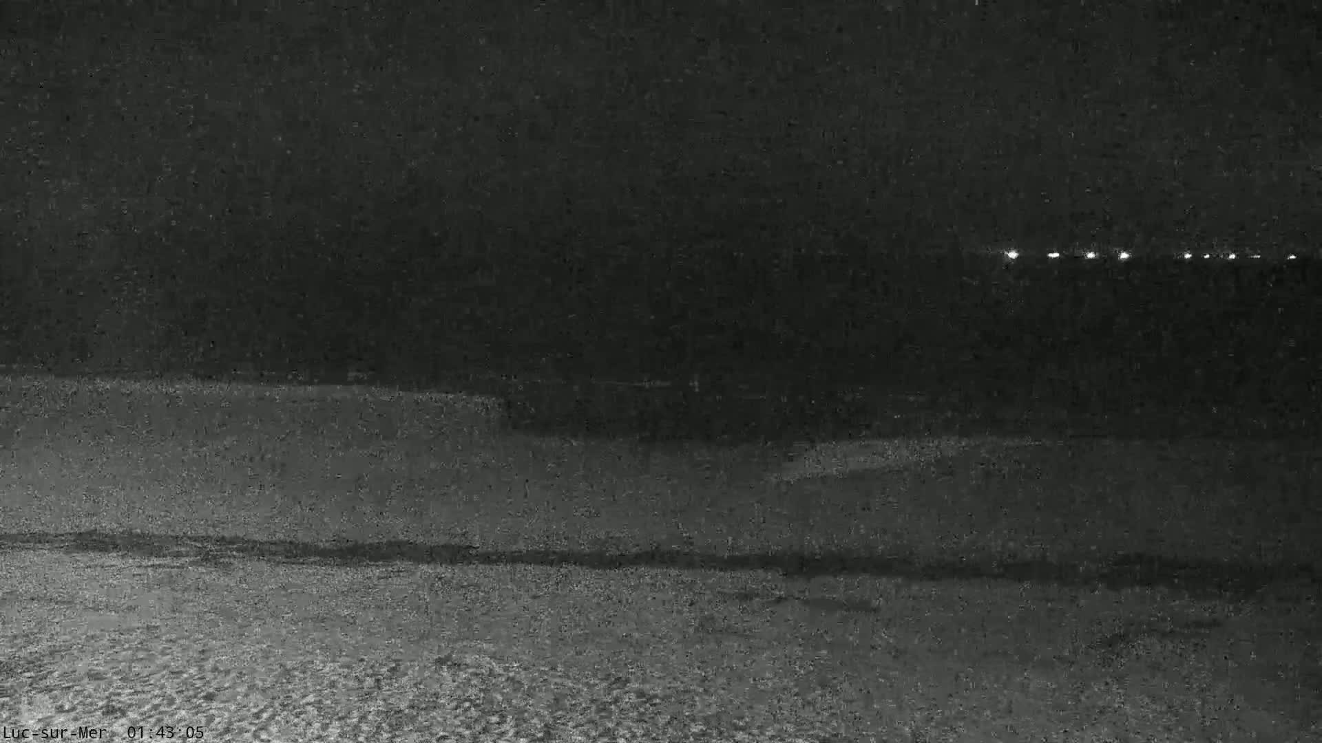 Plage de Luc-sur-Mer Beach Live Cam - Caen, Calvados, Normandie, France