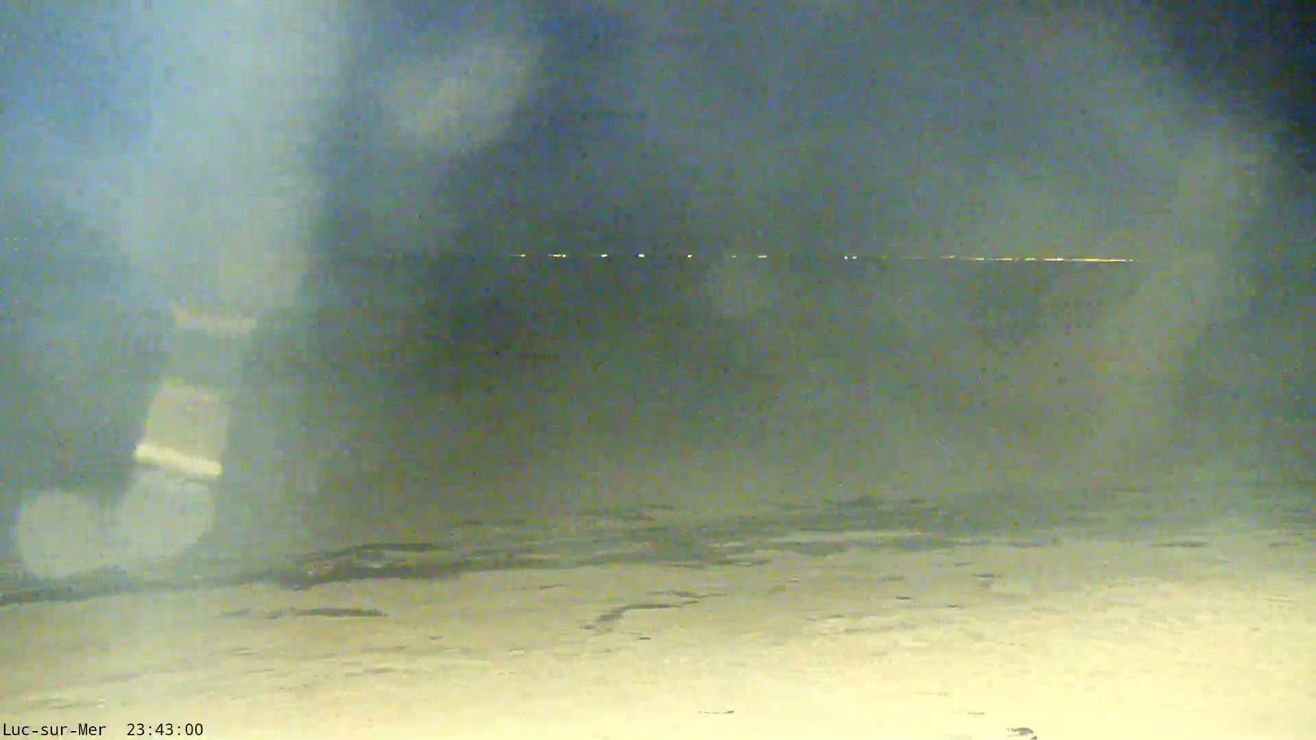 Plage de Luc-sur-Mer Beach Live Cam - Caen, Calvados, Normandie, France