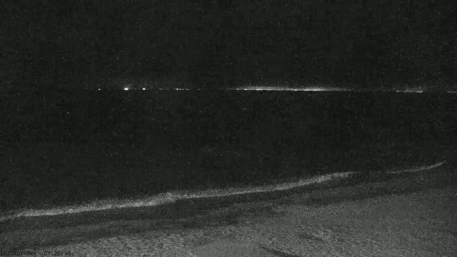 Plage de Luc-sur-Mer Beach Live Cam - Caen, Calvados, Normandie, France