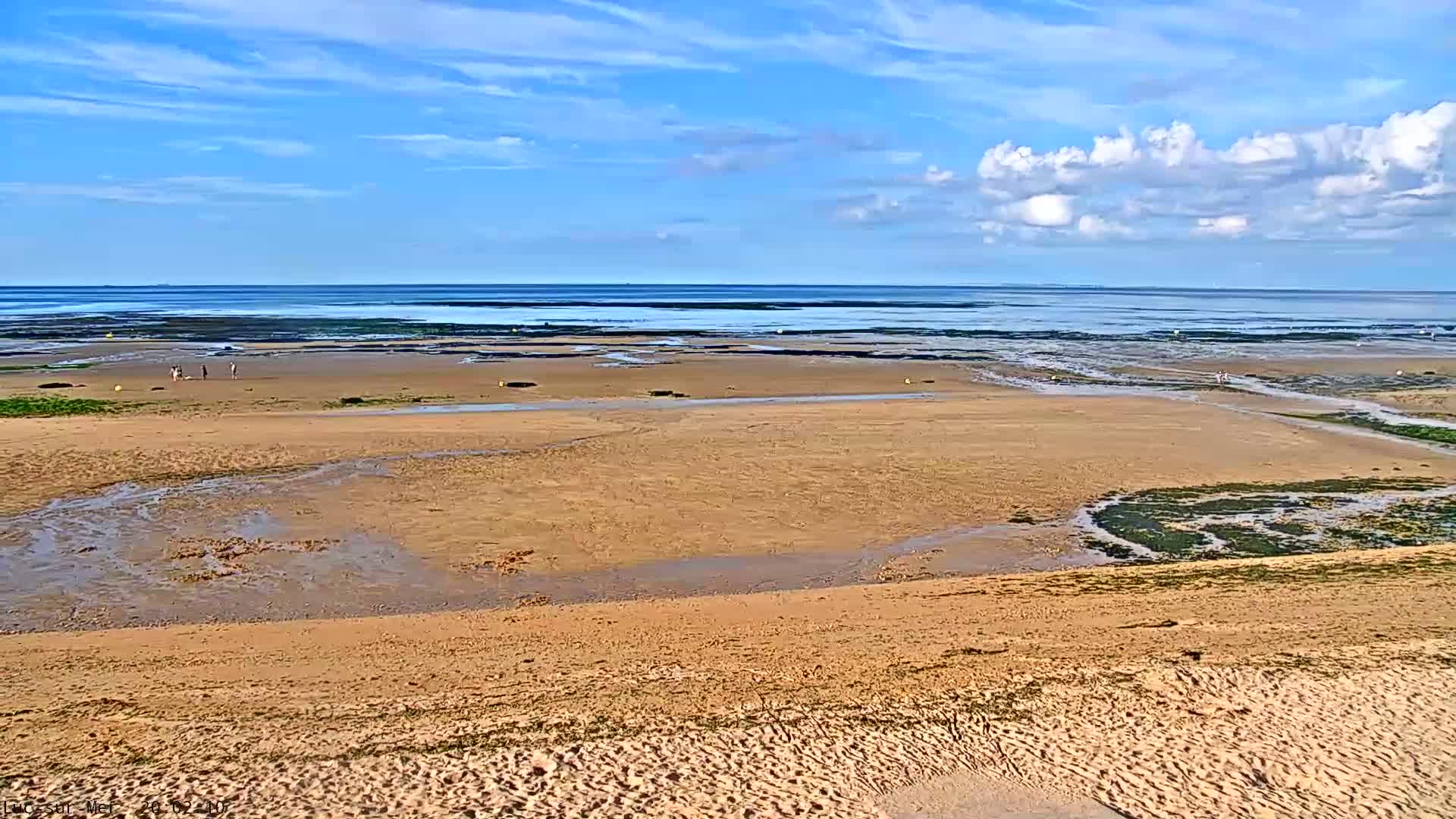 Plage de Luc-sur-Mer Beach Live Cam - Caen, Calvados, Normandie, France