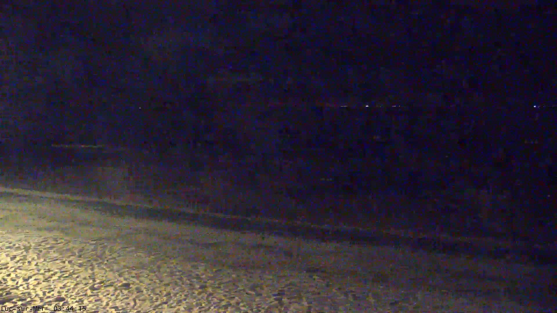 Plage de Luc-sur-Mer Beach Live Cam - Caen, Calvados, Normandie, France