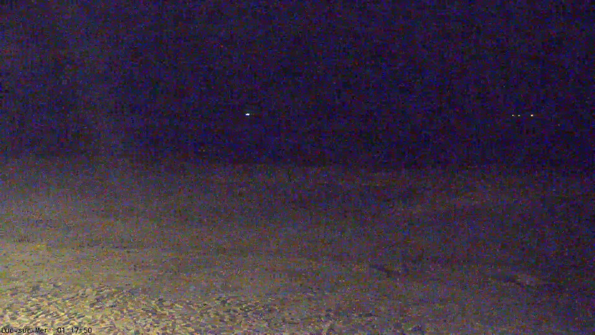 Plage de Luc-sur-Mer Beach Live Cam - Caen, Calvados, Normandie, France