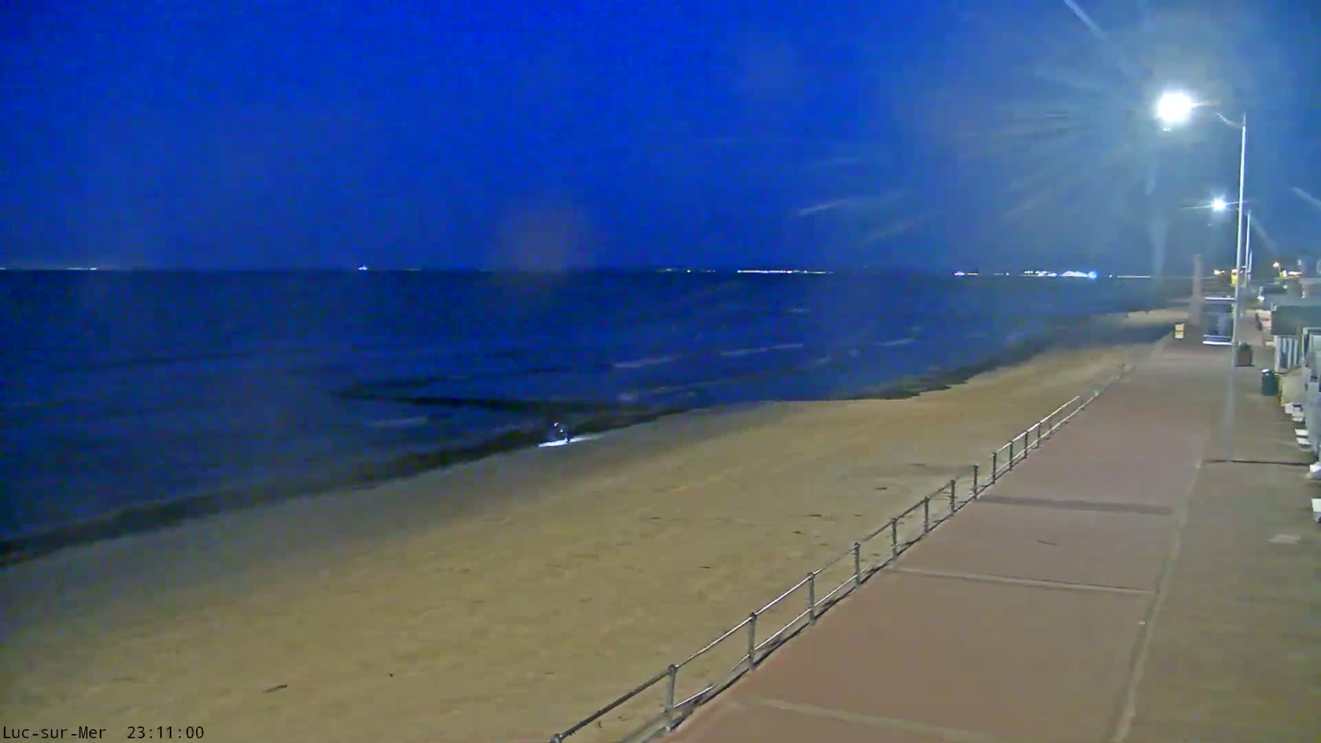 Plage de Luc-sur-Mer Beach Live Cam - Caen, Calvados, Normandie, France