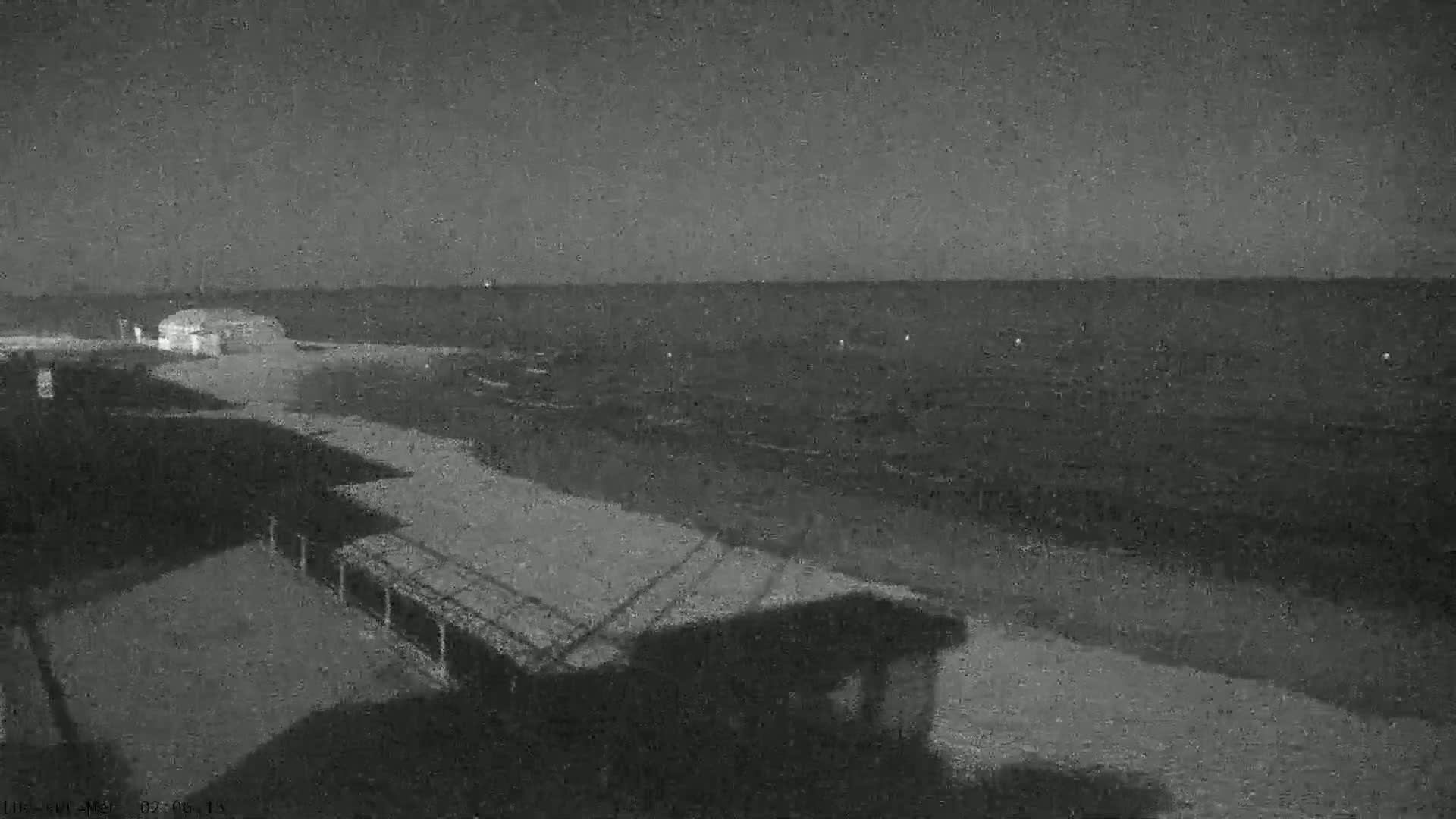 Plage de Luc-sur-Mer Beach Live Cam - Caen, Calvados, Normandie, France