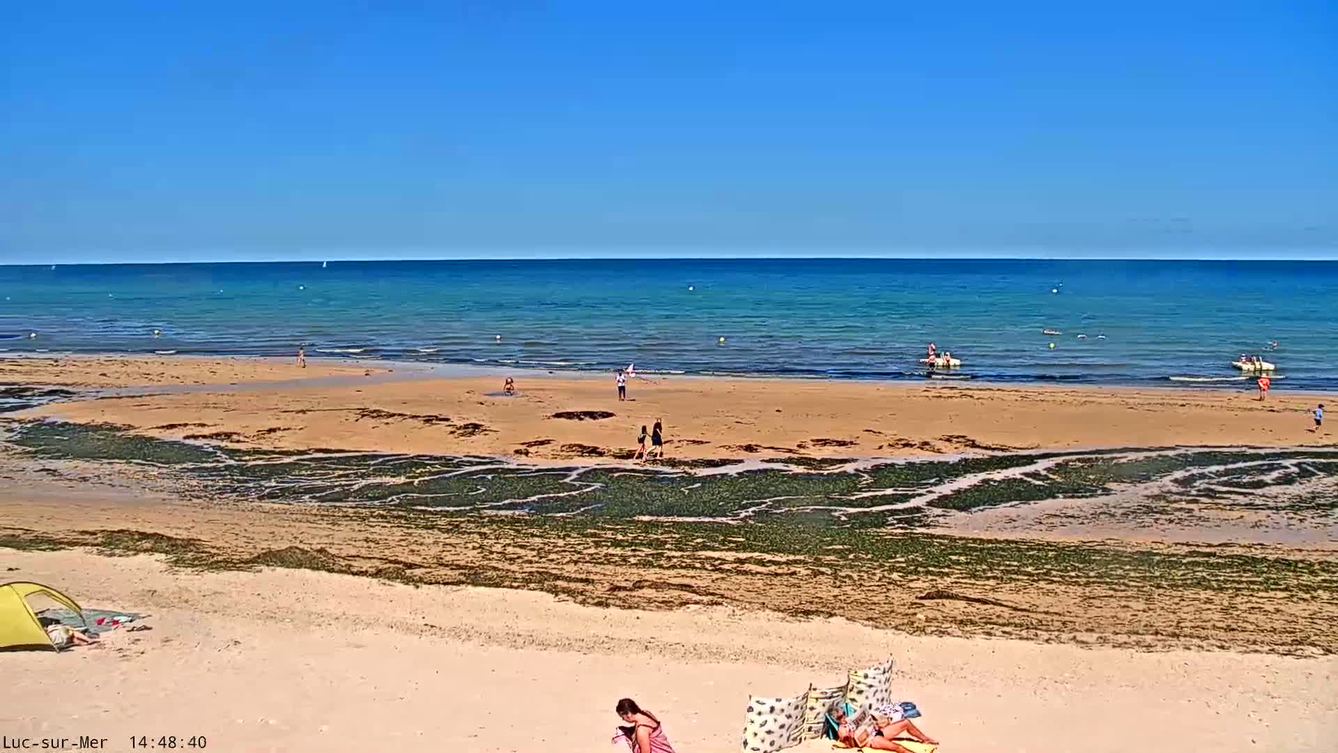 Plage de Luc-sur-Mer Beach Live Cam - Caen, Calvados, Normandie, France