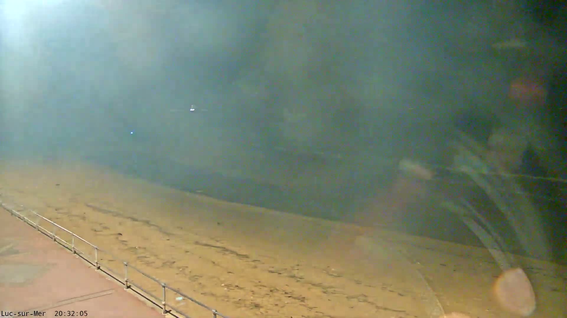 Plage de Luc-sur-Mer Beach Live Cam - Caen, Calvados, Normandie, France