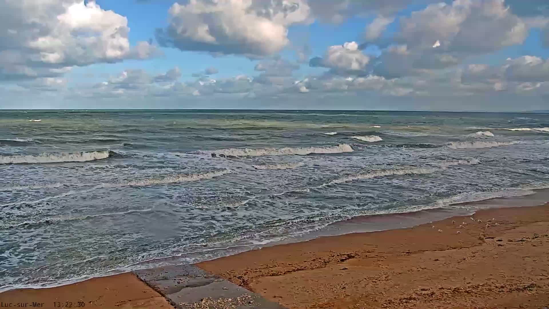 Plage de Luc-sur-Mer Beach Live Cam - Caen, Calvados, Normandie, France