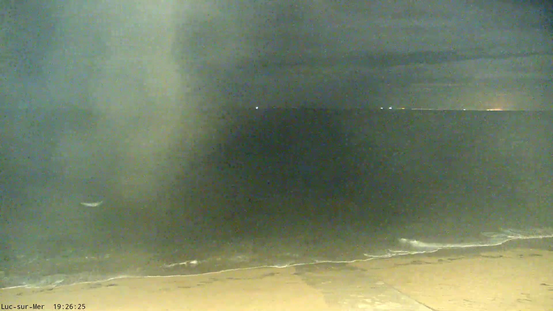 Plage de Luc-sur-Mer Beach Live Cam - Caen, Calvados, Normandie, France
