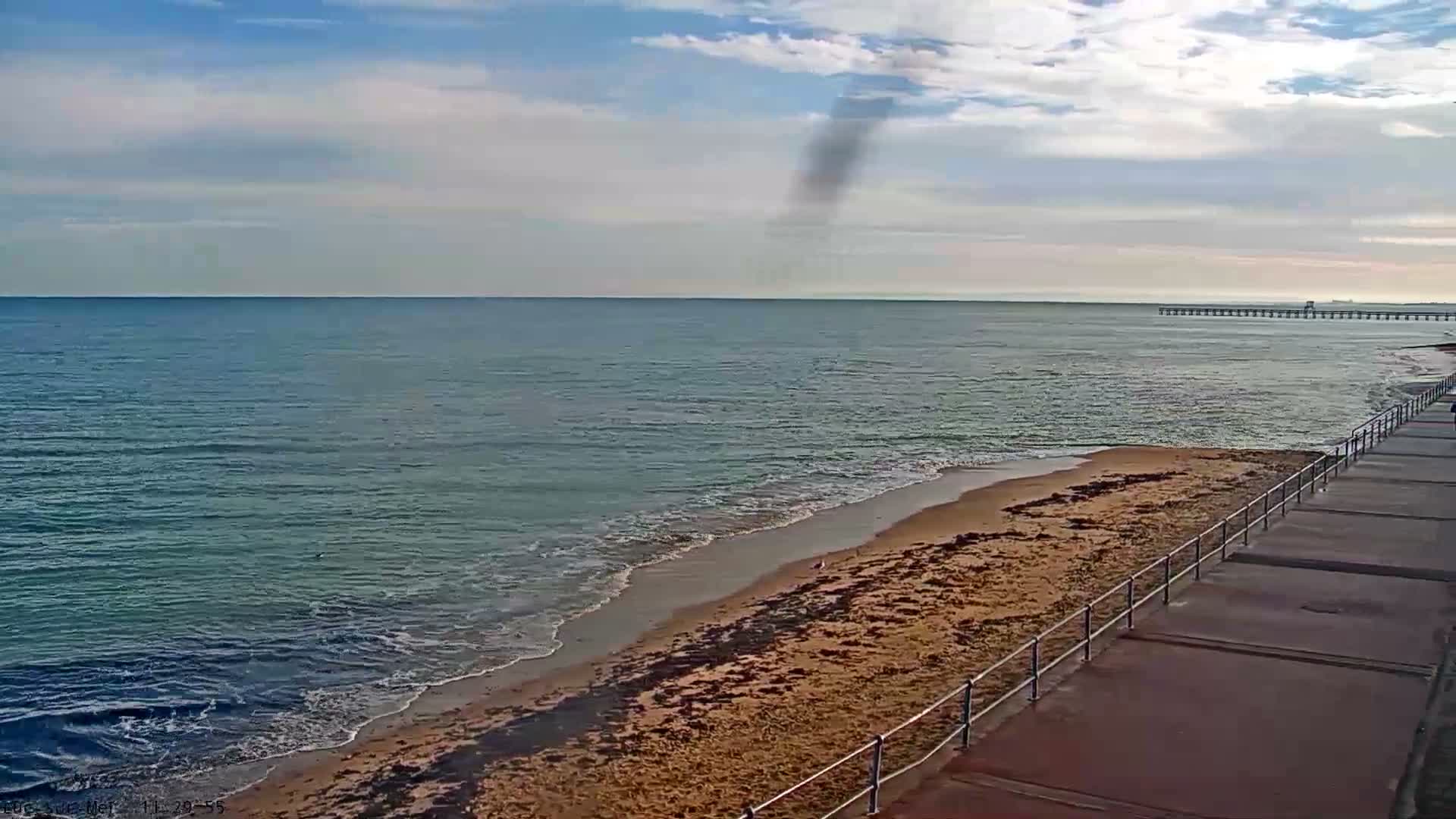 Plage de Luc-sur-Mer Beach Live Cam - Caen, Calvados, Normandie, France