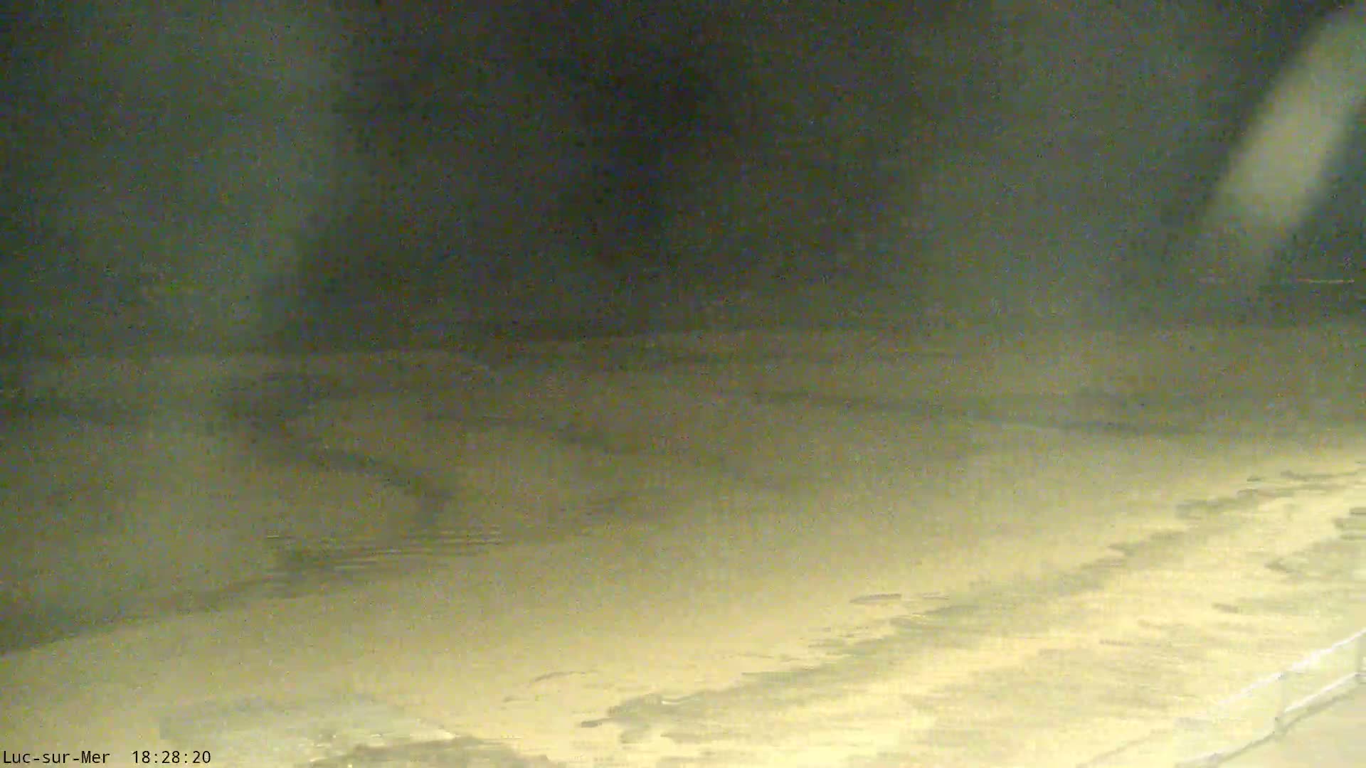 Plage de Luc-sur-Mer Beach Live Cam - Caen, Calvados, Normandie, France