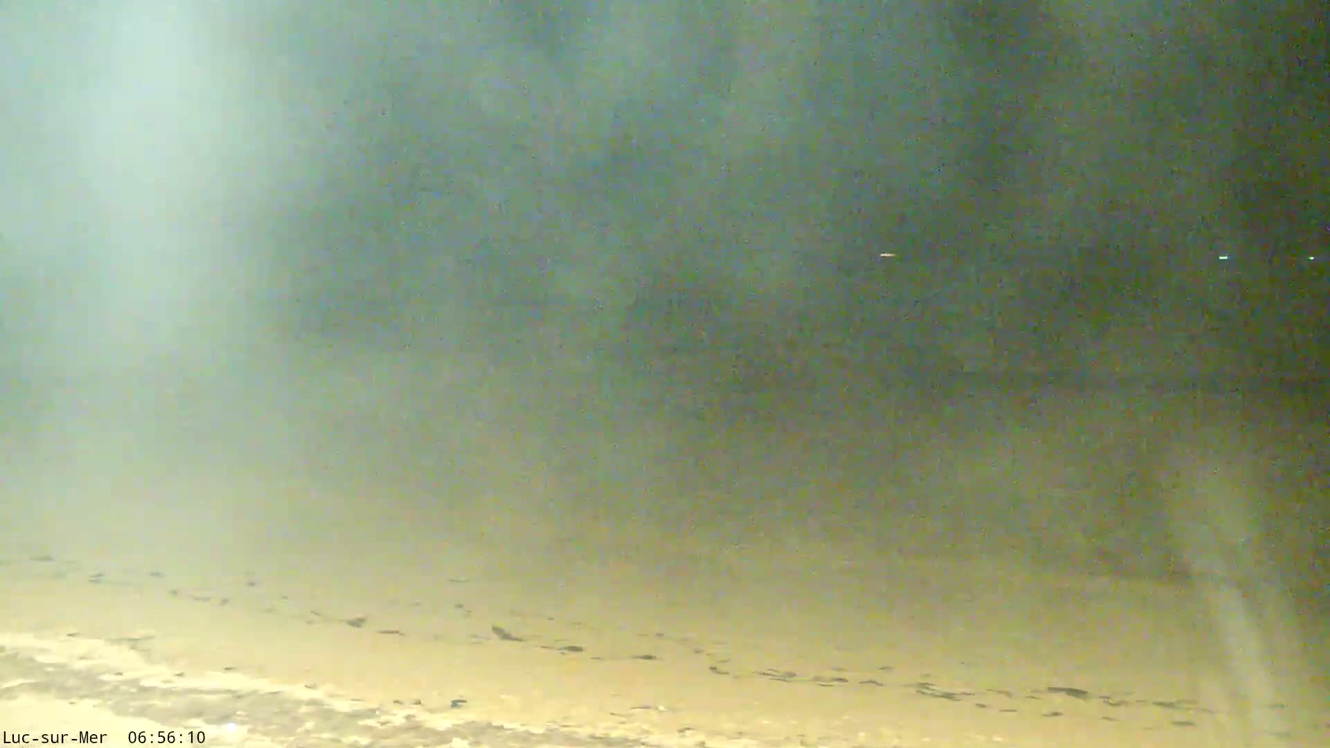 Plage de Luc-sur-Mer Beach Live Cam - Caen, Calvados, Normandie, France